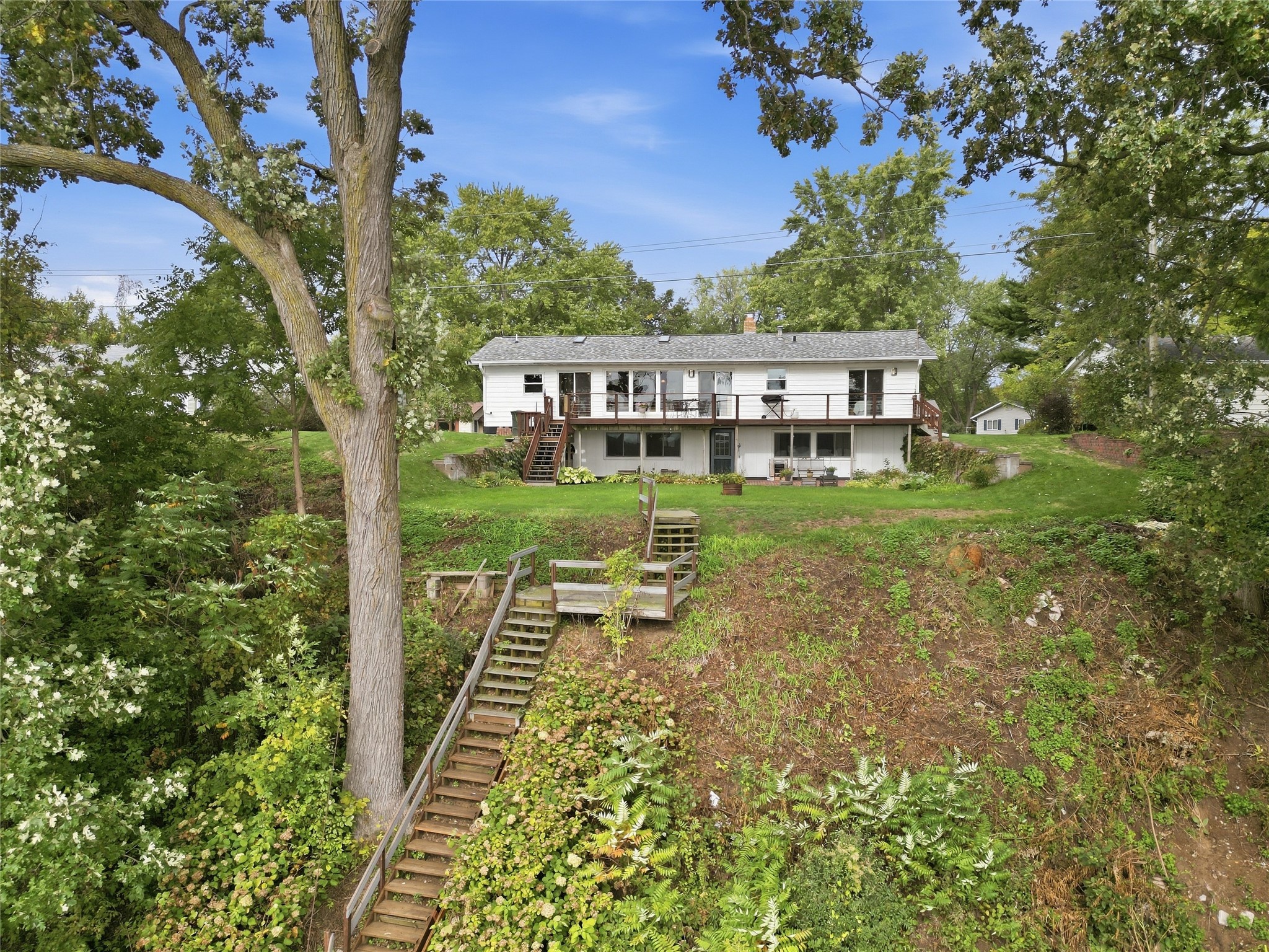 1202 North Shore Drive Ne Property Photo 40