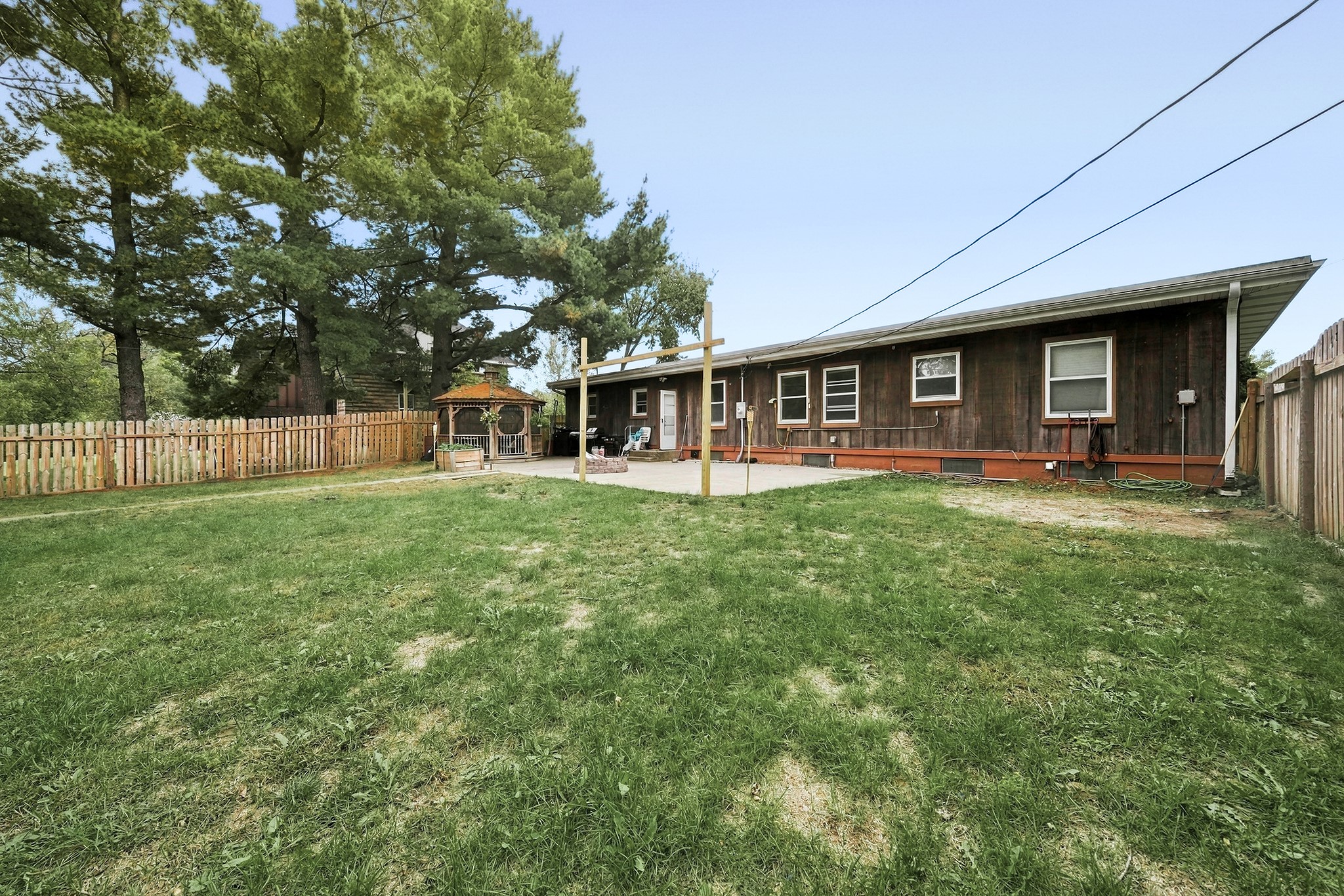 14118 5th Street Property Photo 6