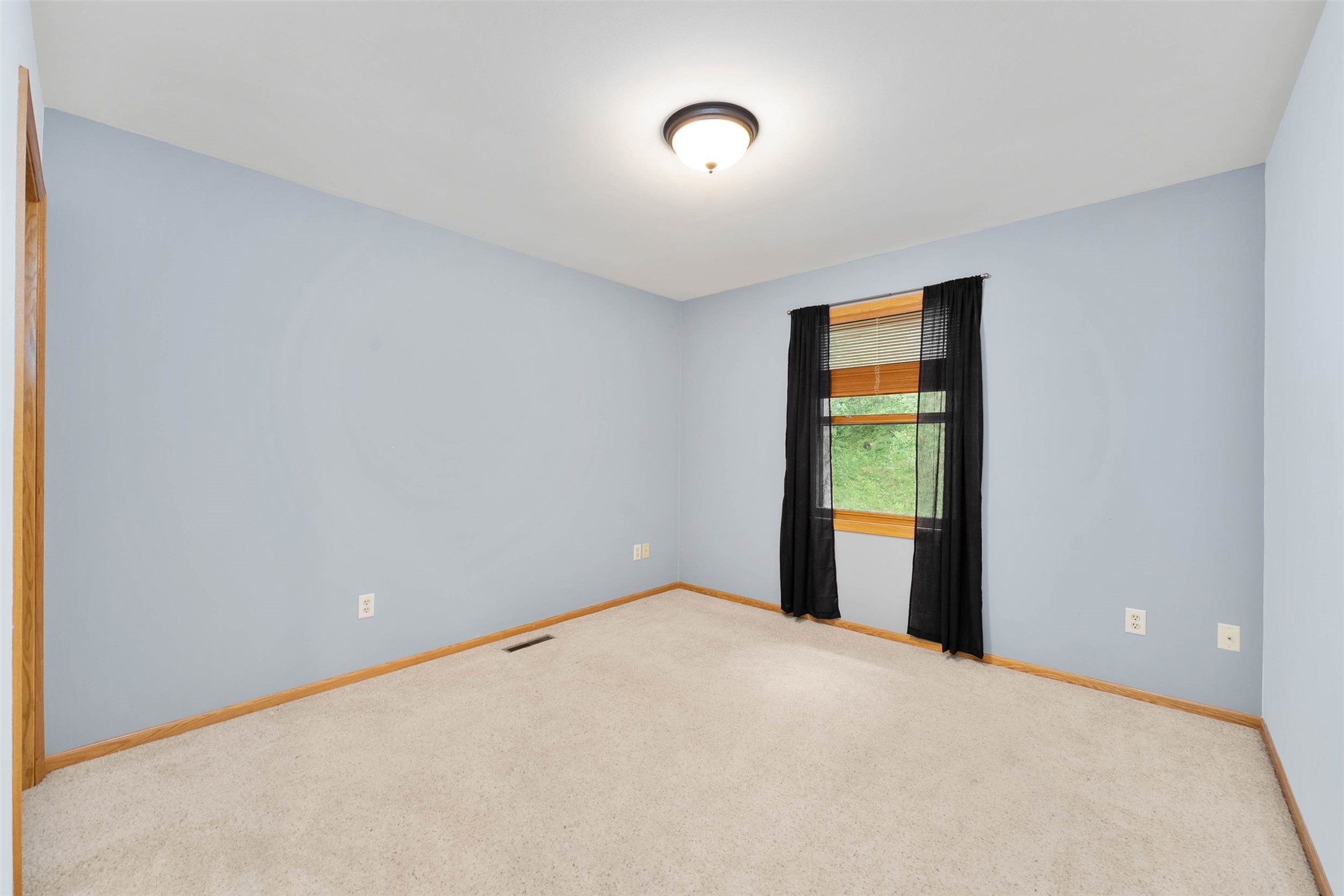 2978 W Princeton Avenue Property Photo 28