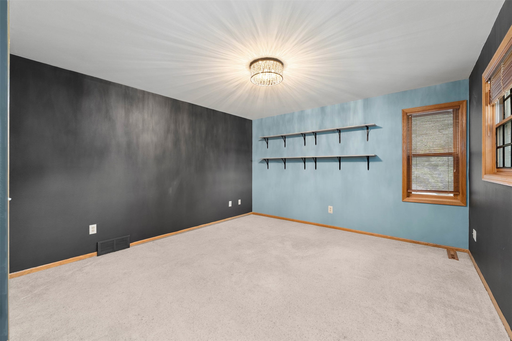 2978 W Princeton Avenue Property Photo 32
