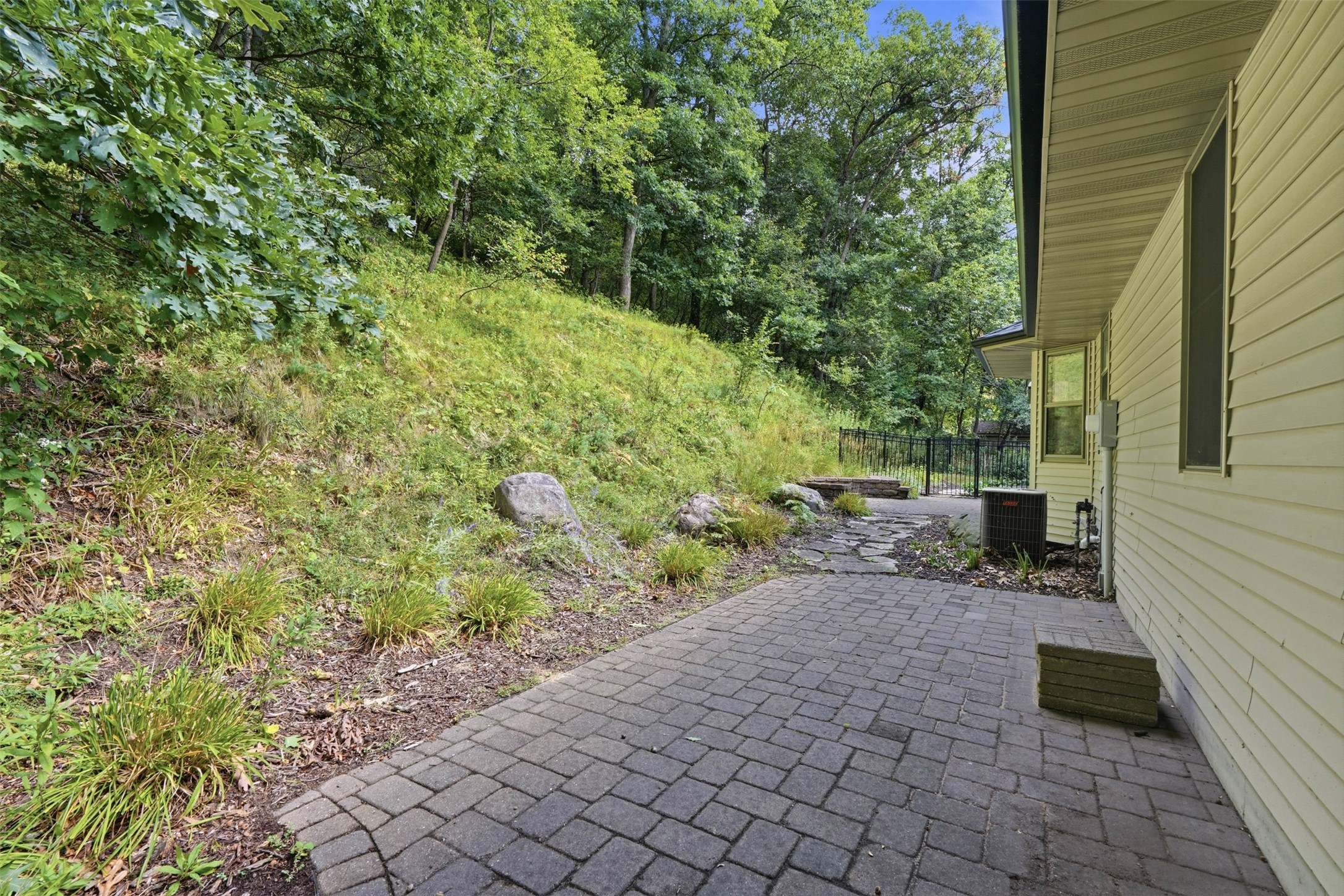 2978 W Princeton Avenue Property Photo 46