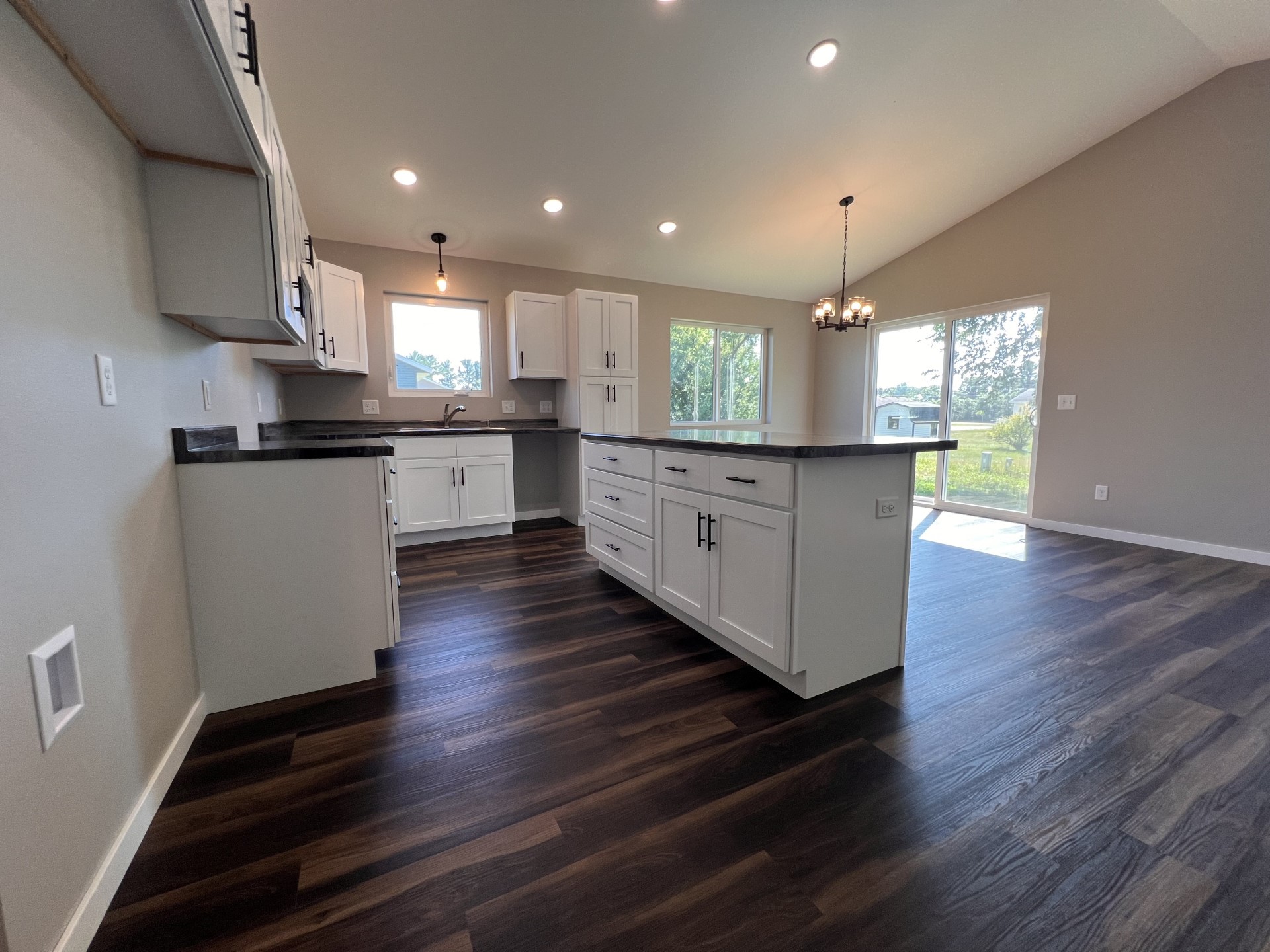 245 Nielsen Lane Property Photo 4