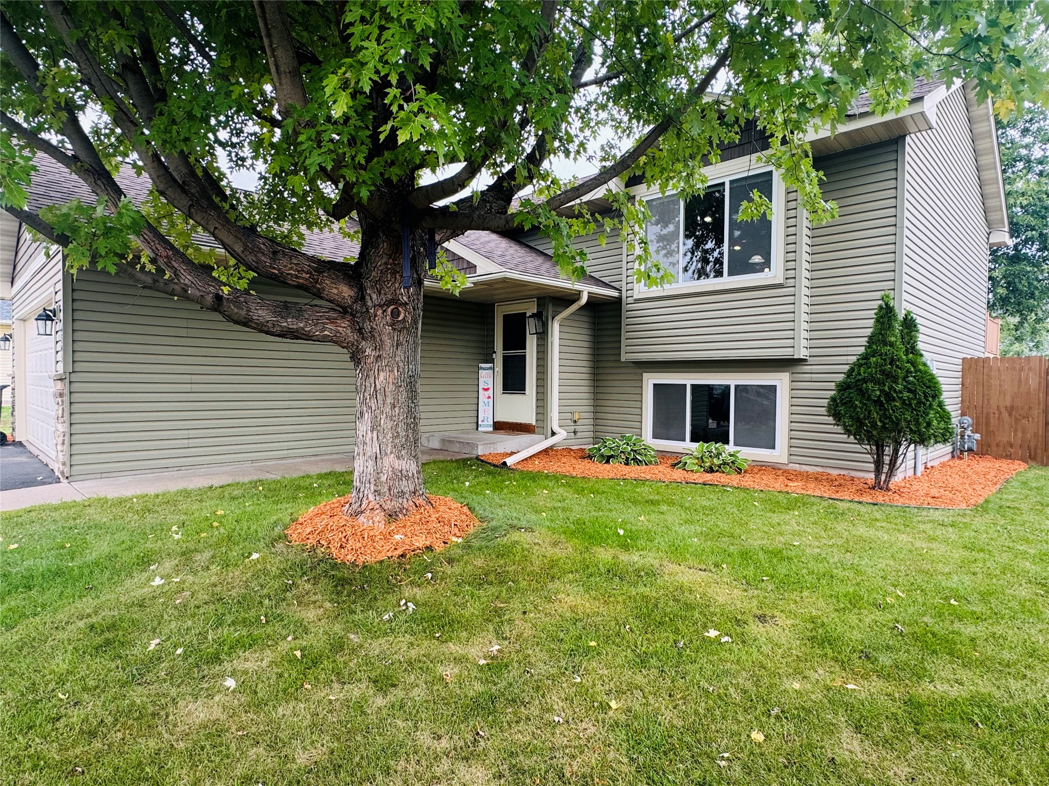 1345 Osprey Court Property Photo 4