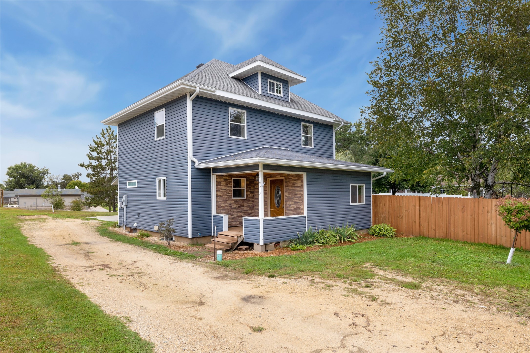 36513 Hancock Street Property Photo 2