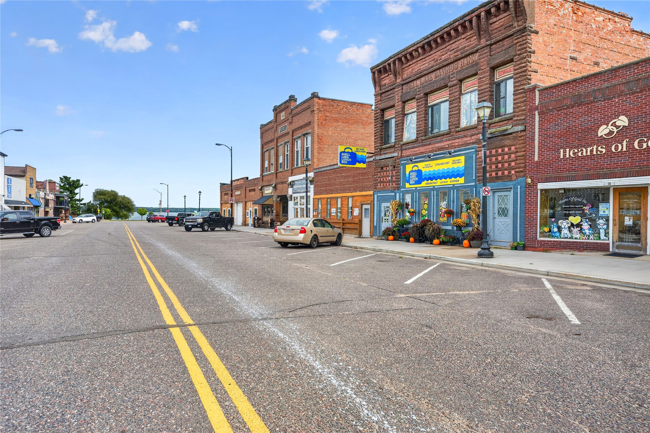 36 5th Avenue Property Photo 4