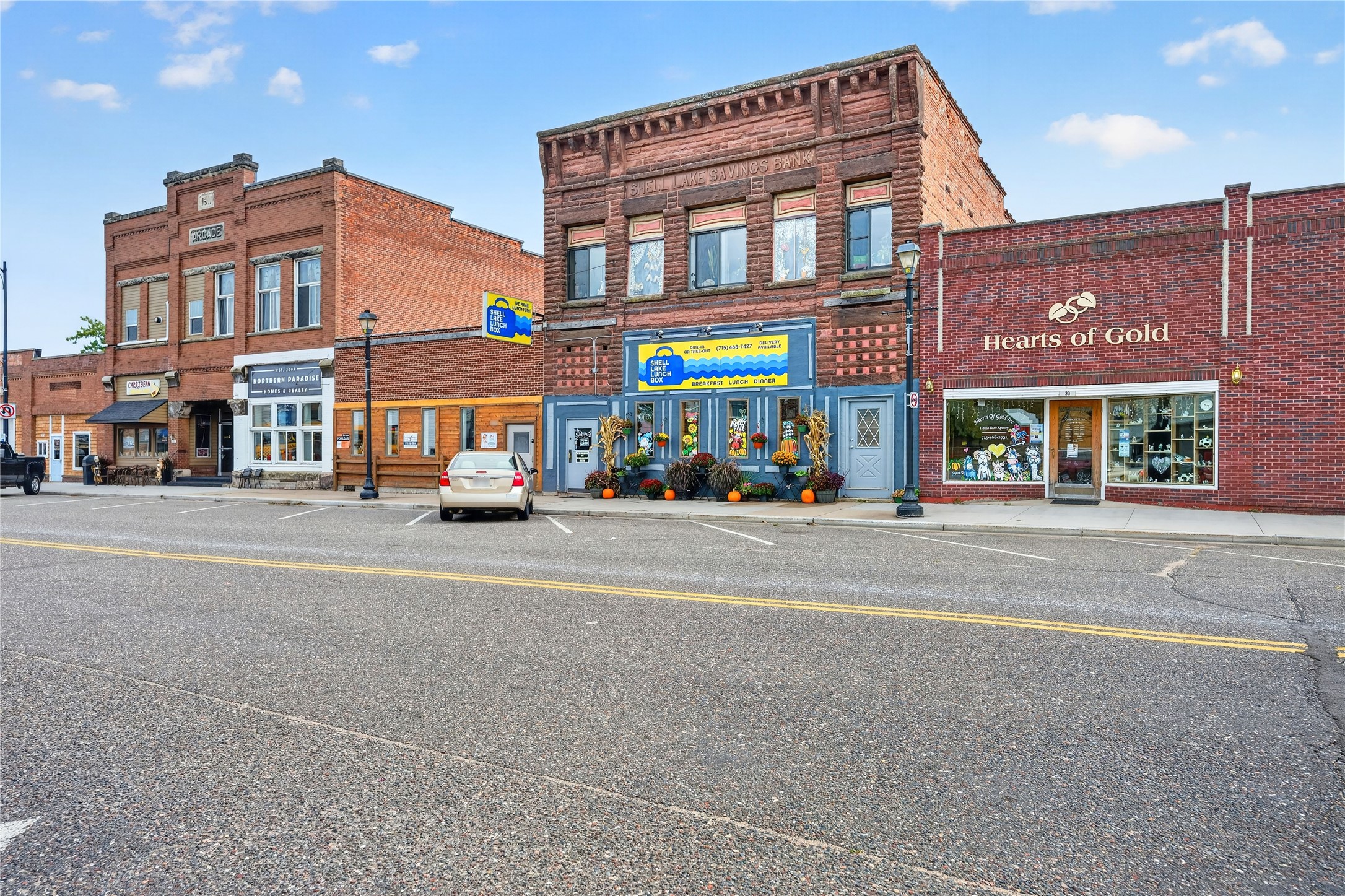 36 5th Avenue Property Photo 7