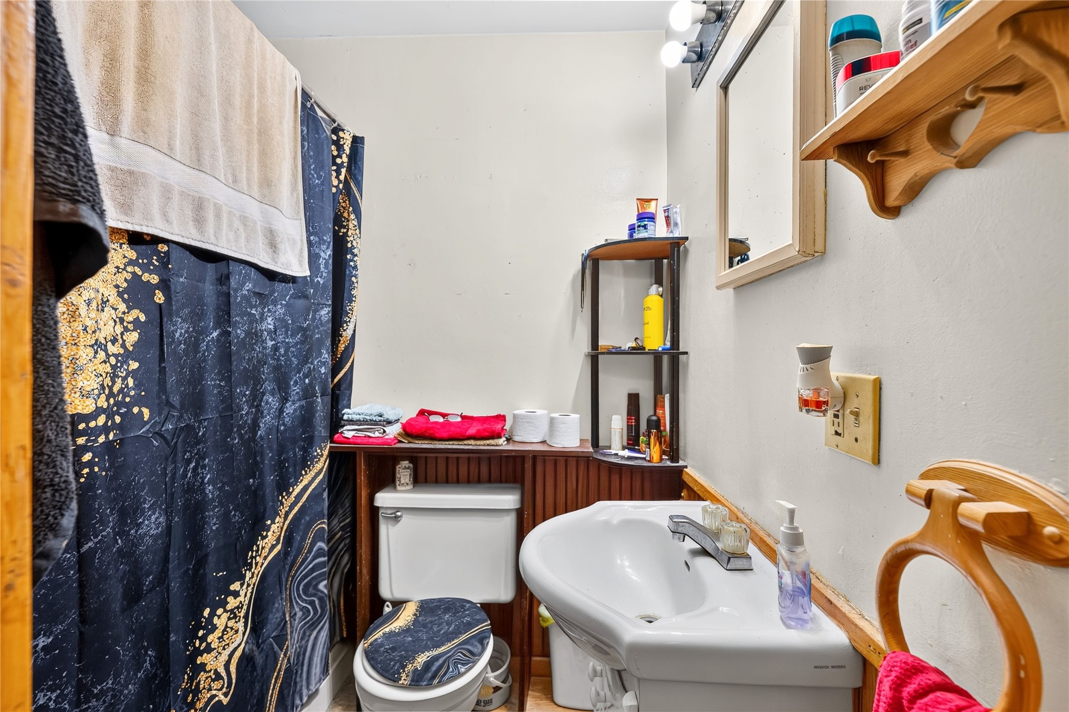 36 5th Avenue Property Photo 35
