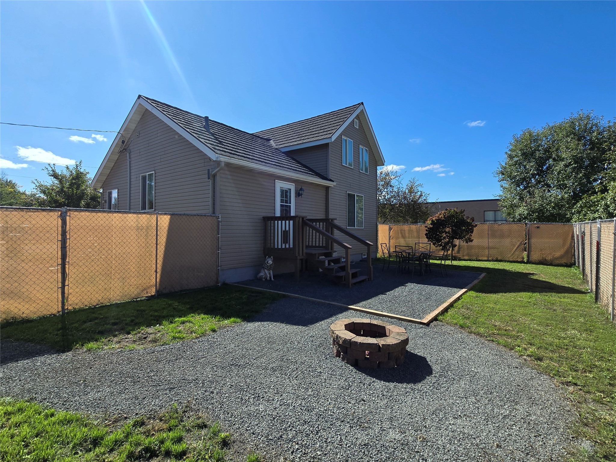 522 Sexton Street Property Photo 8