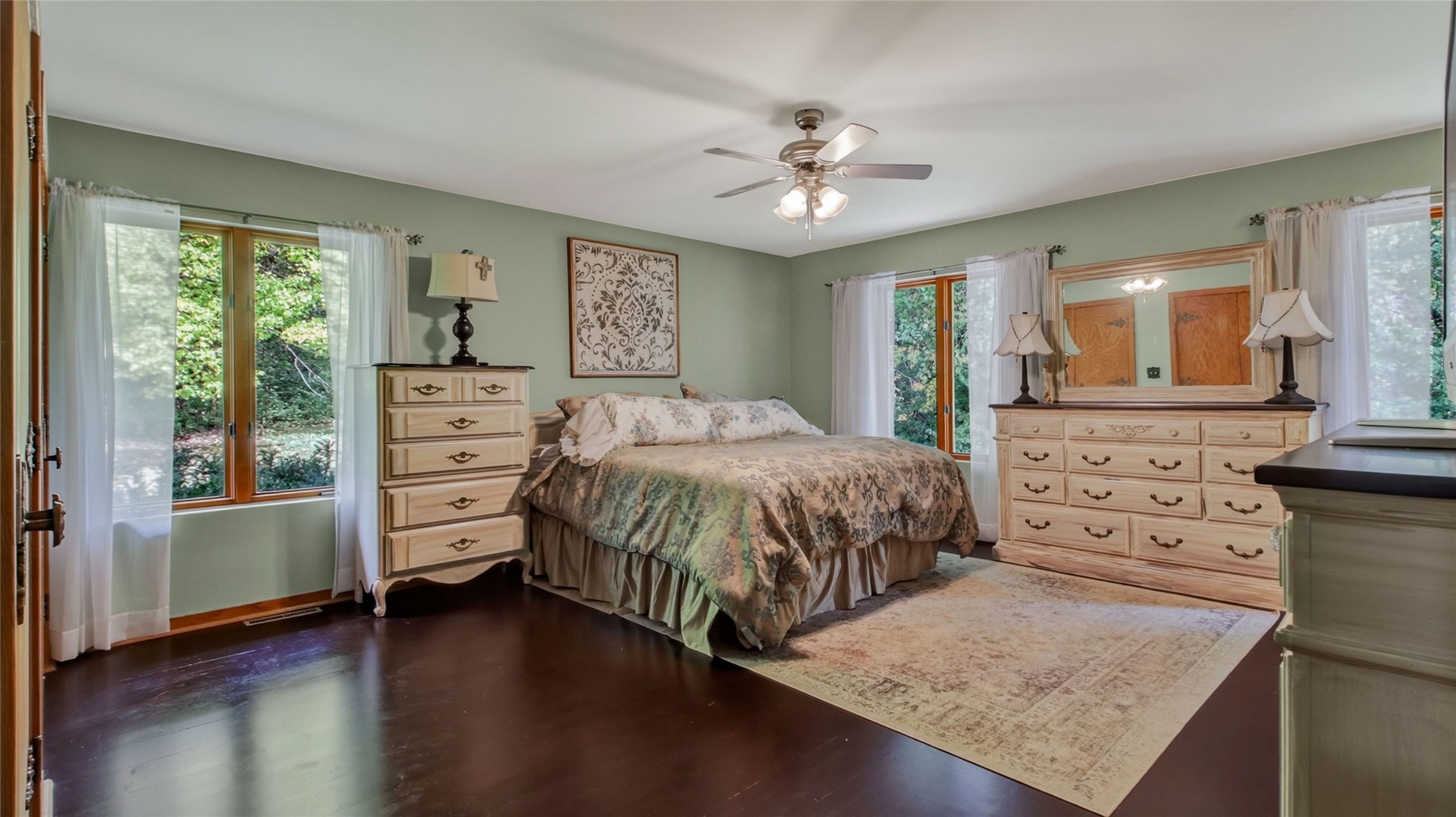 445 E Woodridge Drive Property Photo 18