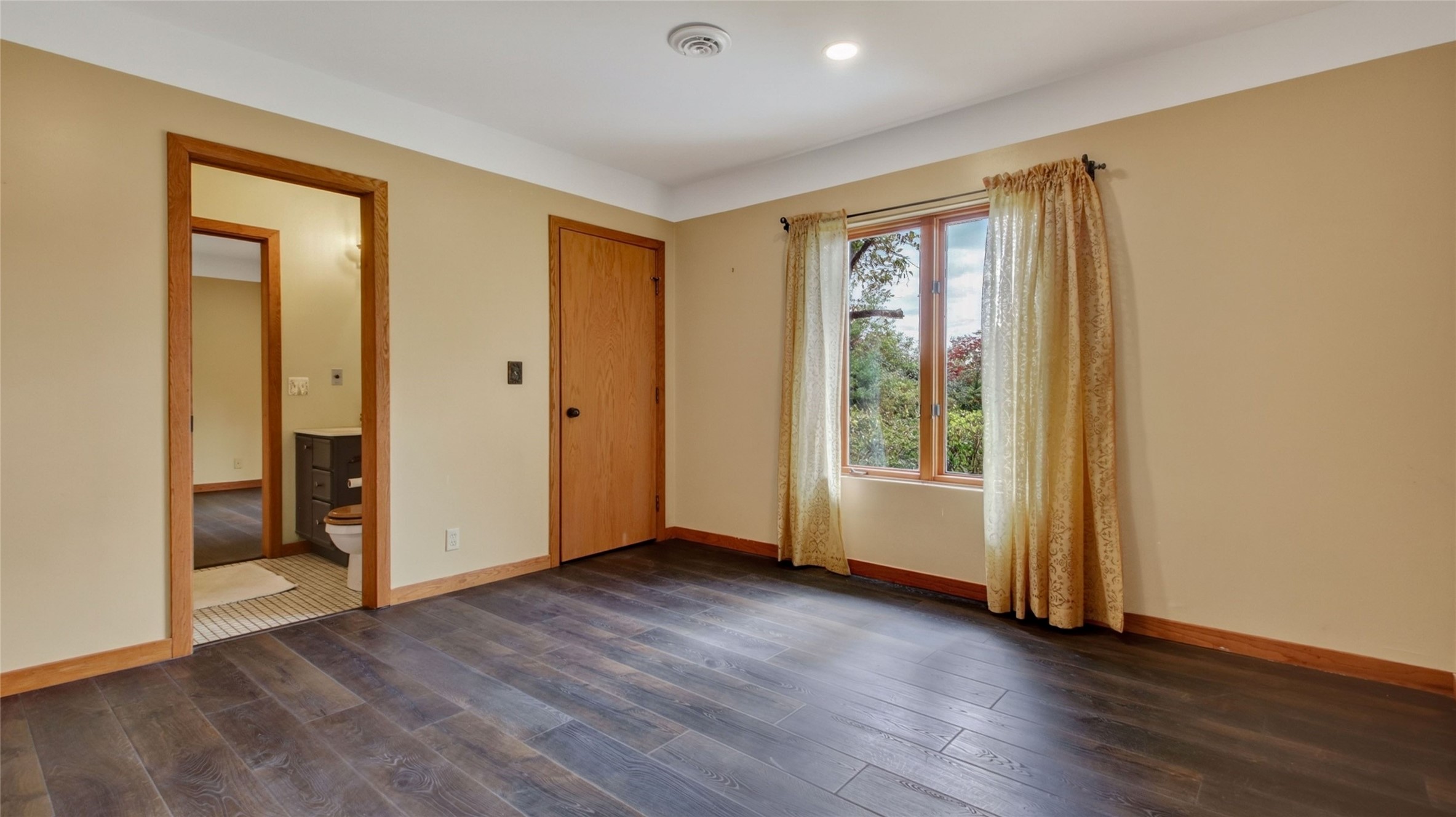 445 E Woodridge Drive Property Photo 29