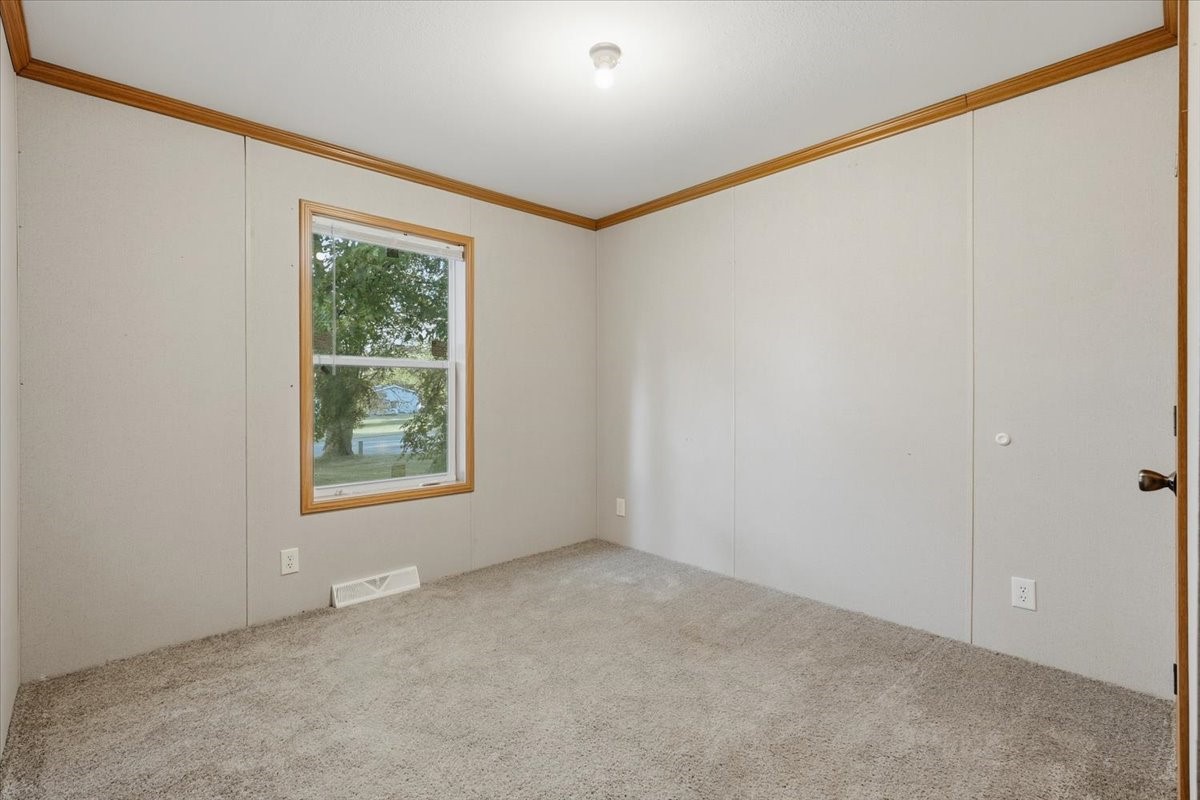 2694 160th Avenue Property Photo 9