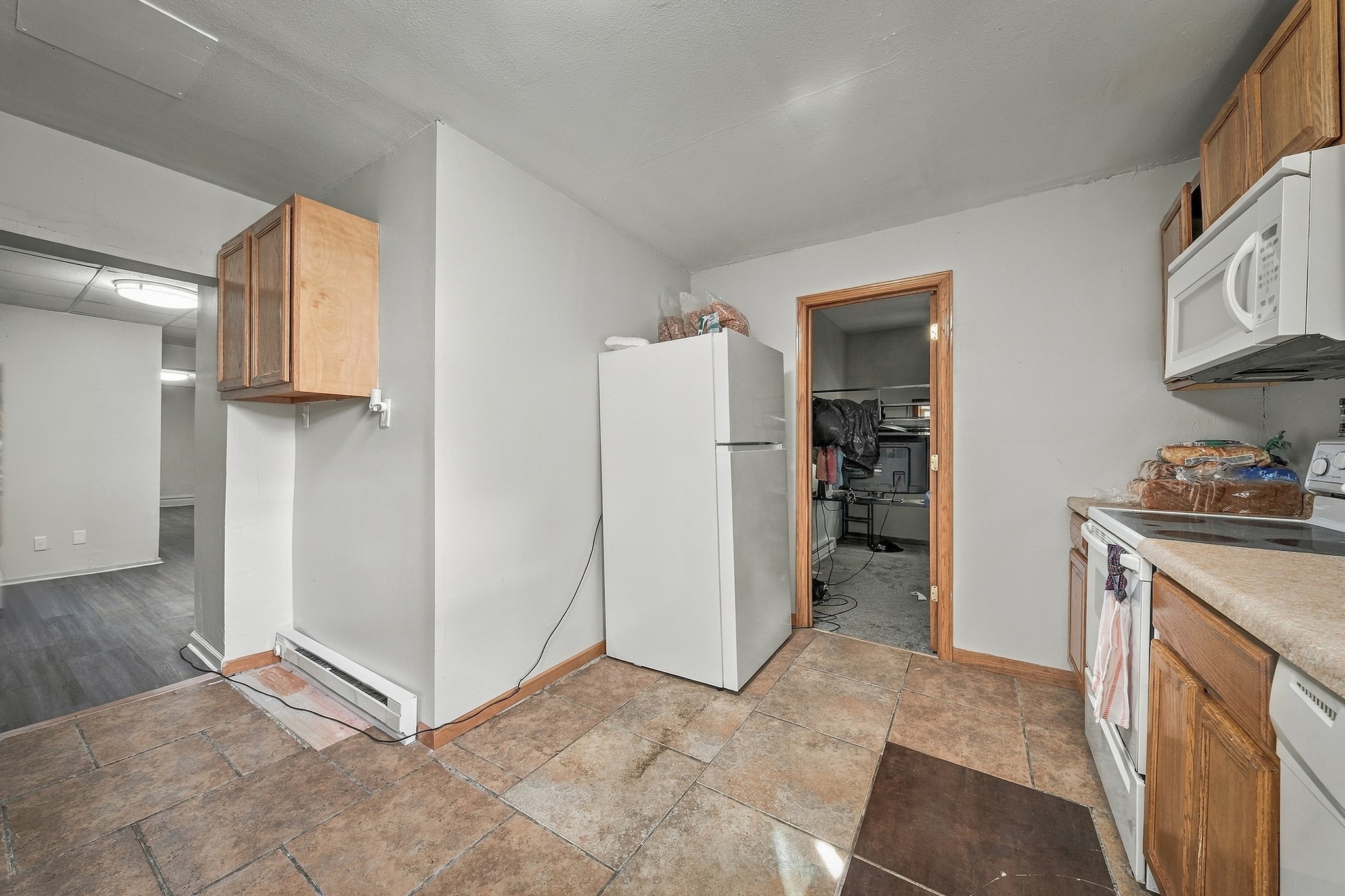 317 Earl Street 1-2 Property Photo 11