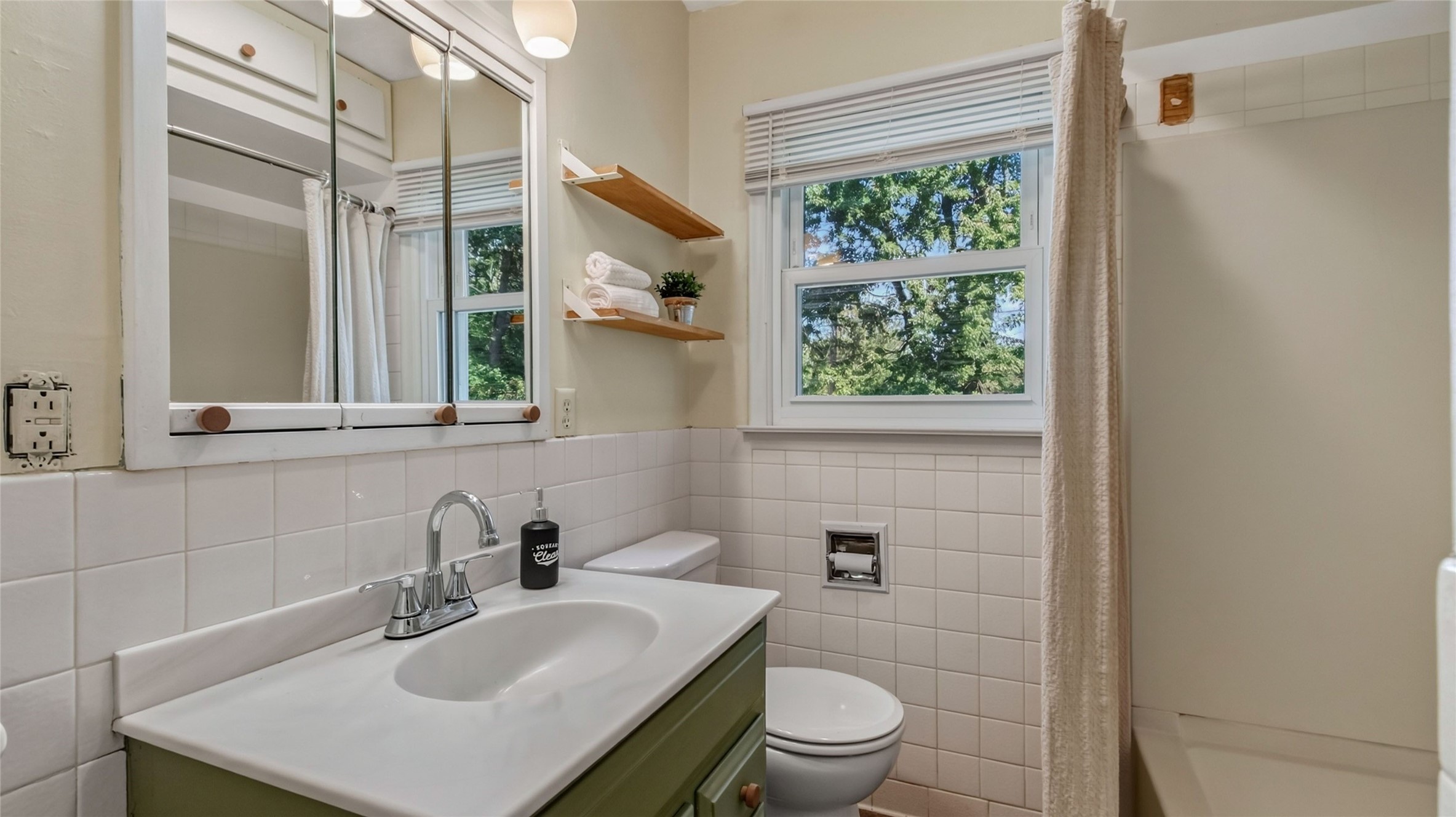 2137 14th Street Property Photo 11