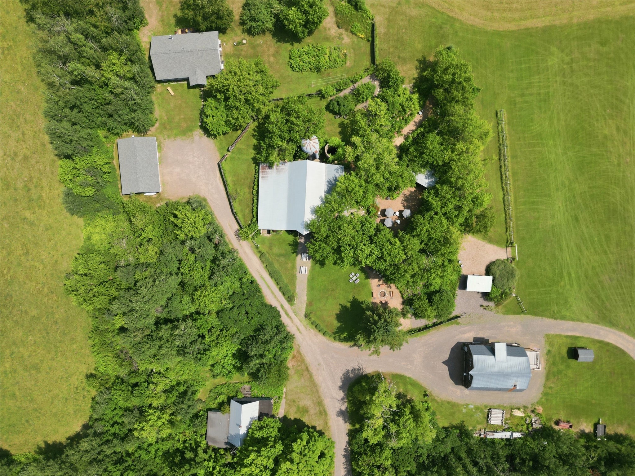 10886 N Round Lake School Road Property Photo 24