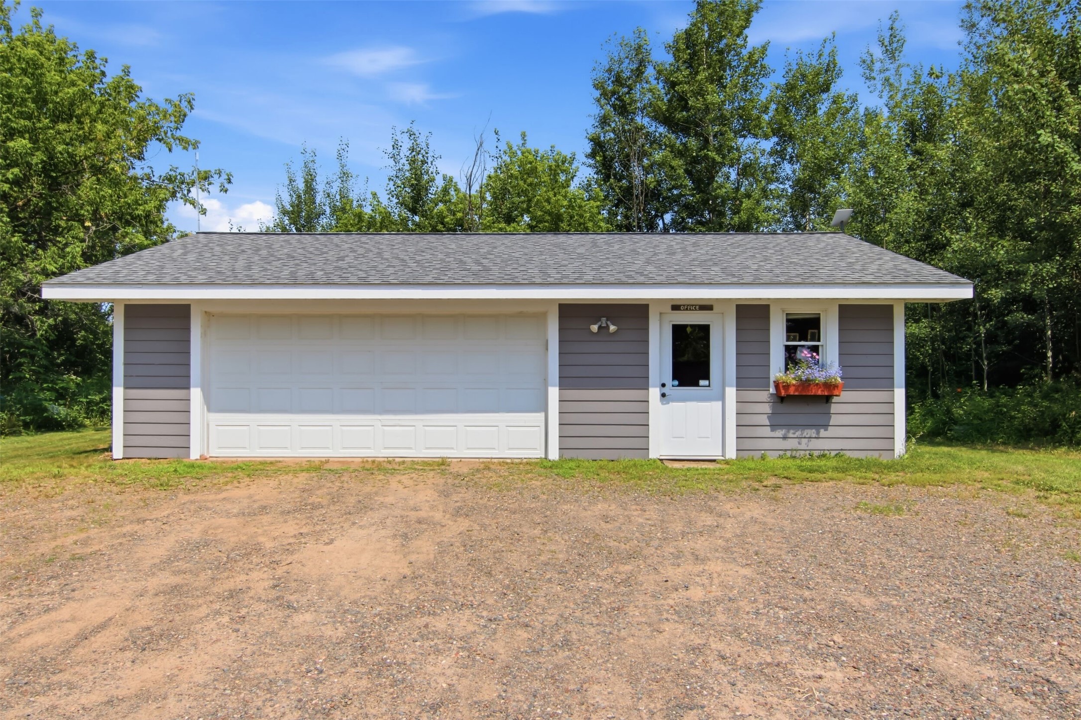 10886 N Round Lake School Road Property Photo 59