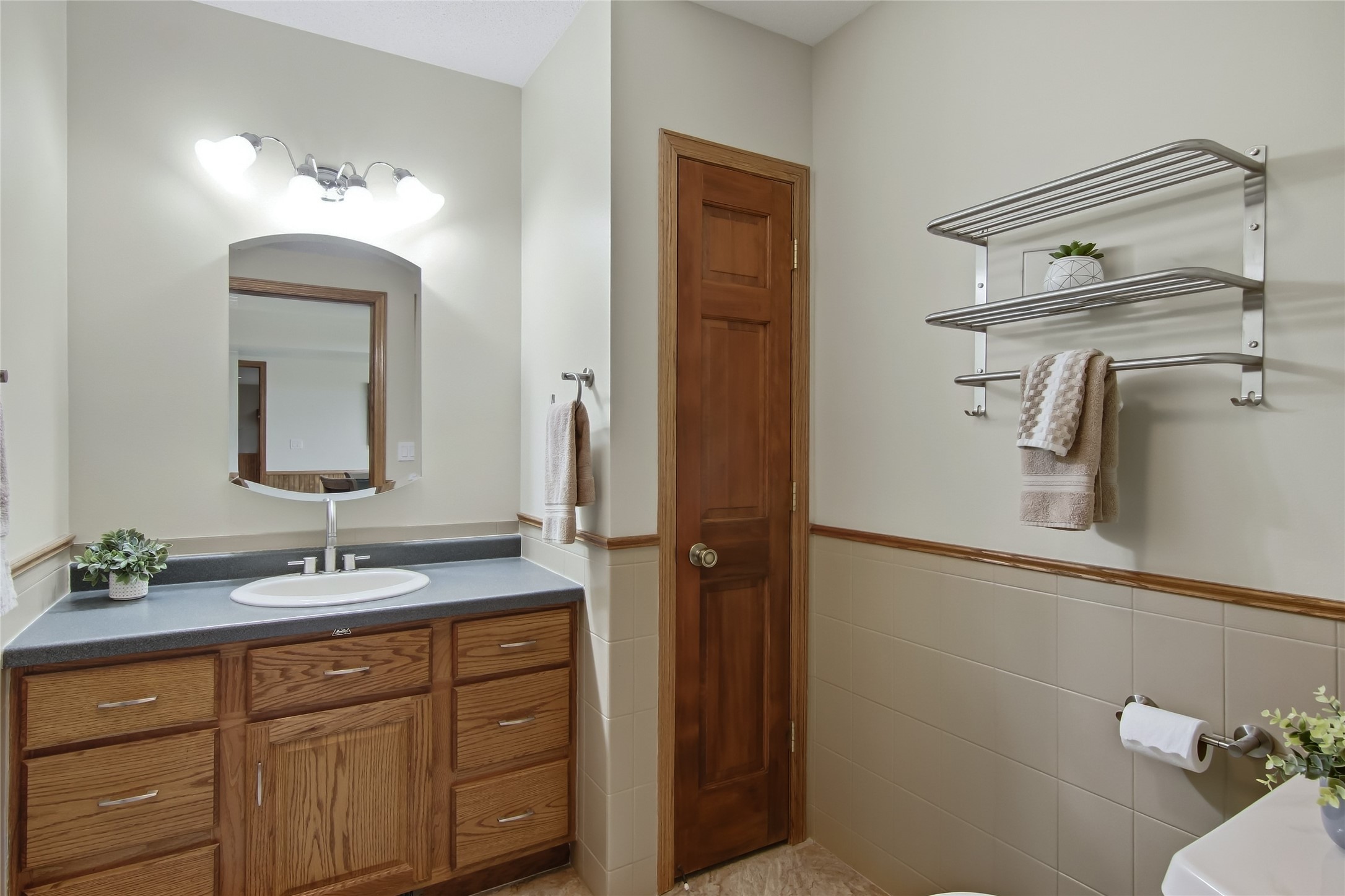 3920 Woodcrest Court Property Photo 18