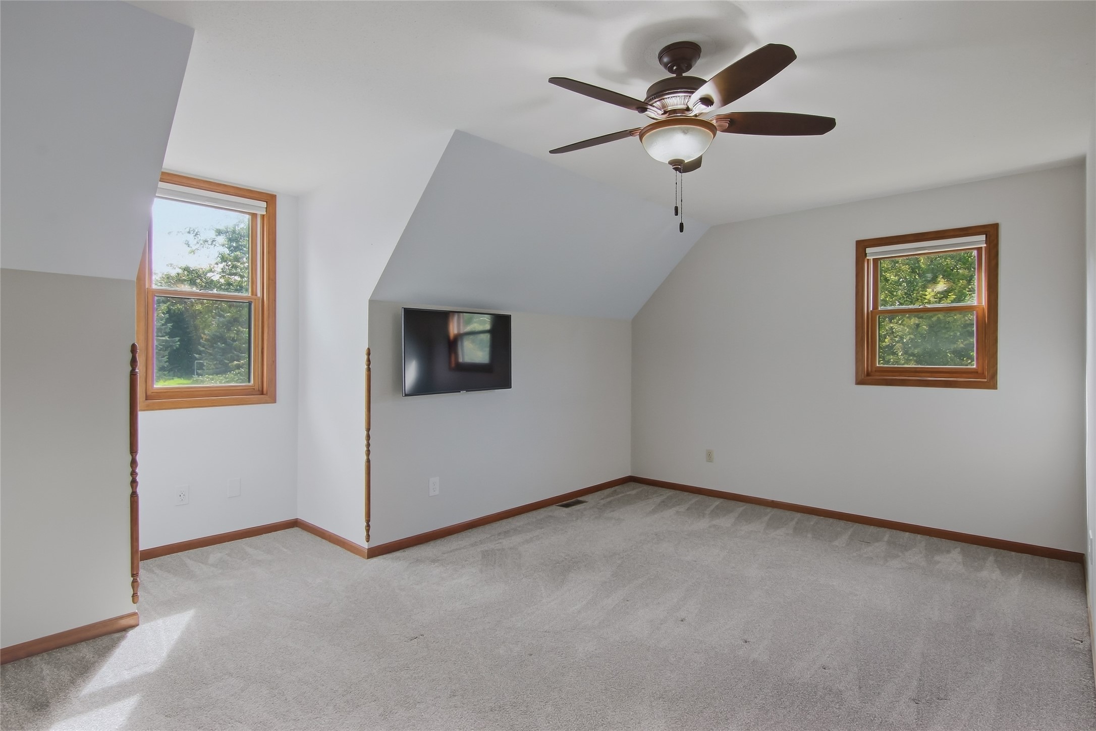 3920 Woodcrest Court Property Photo 25