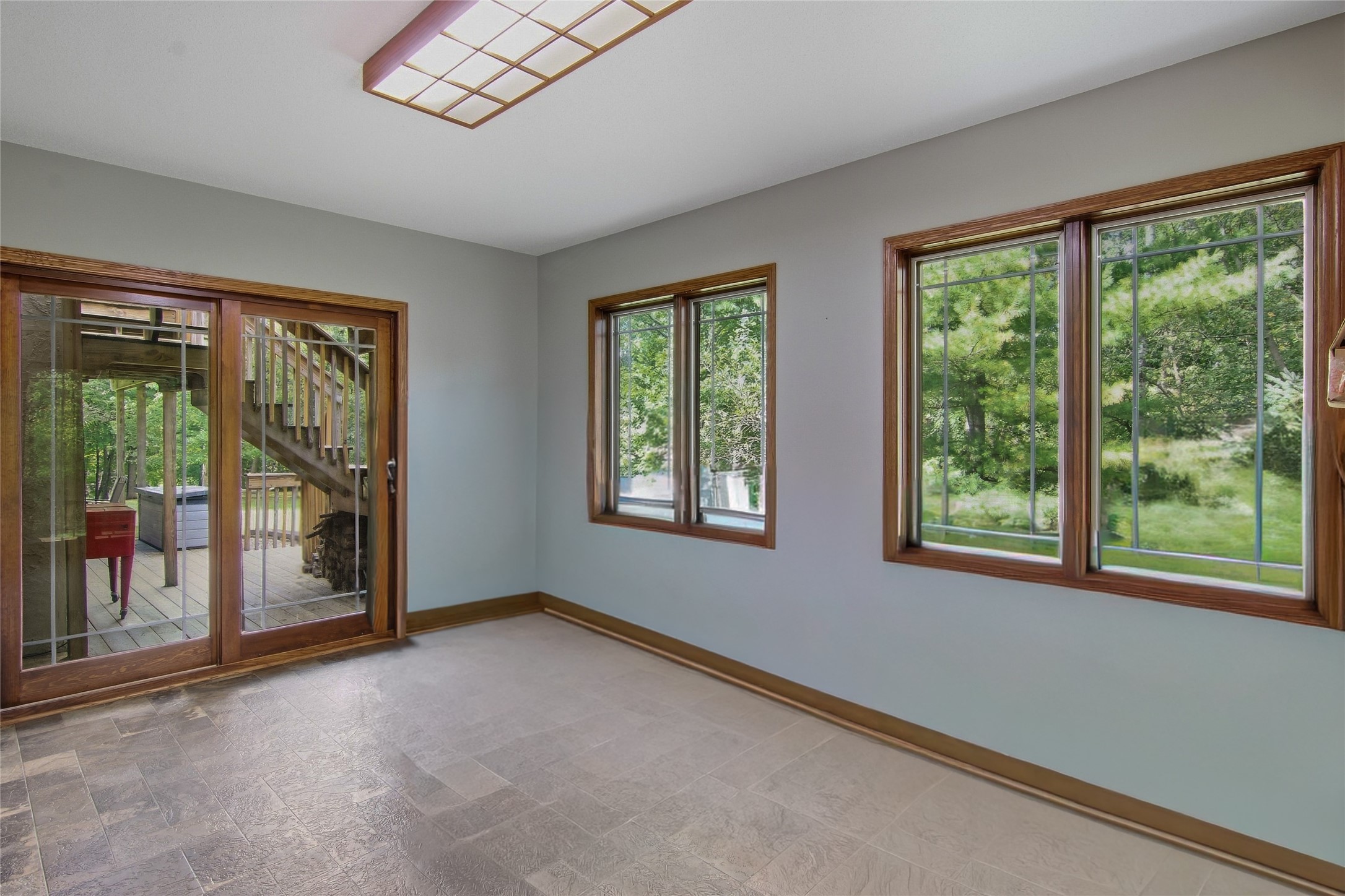 3920 Woodcrest Court Property Photo 27