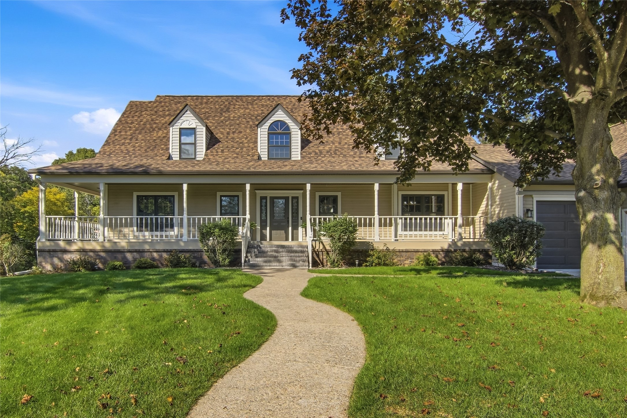 3920 Woodcrest Court Property Photo 44