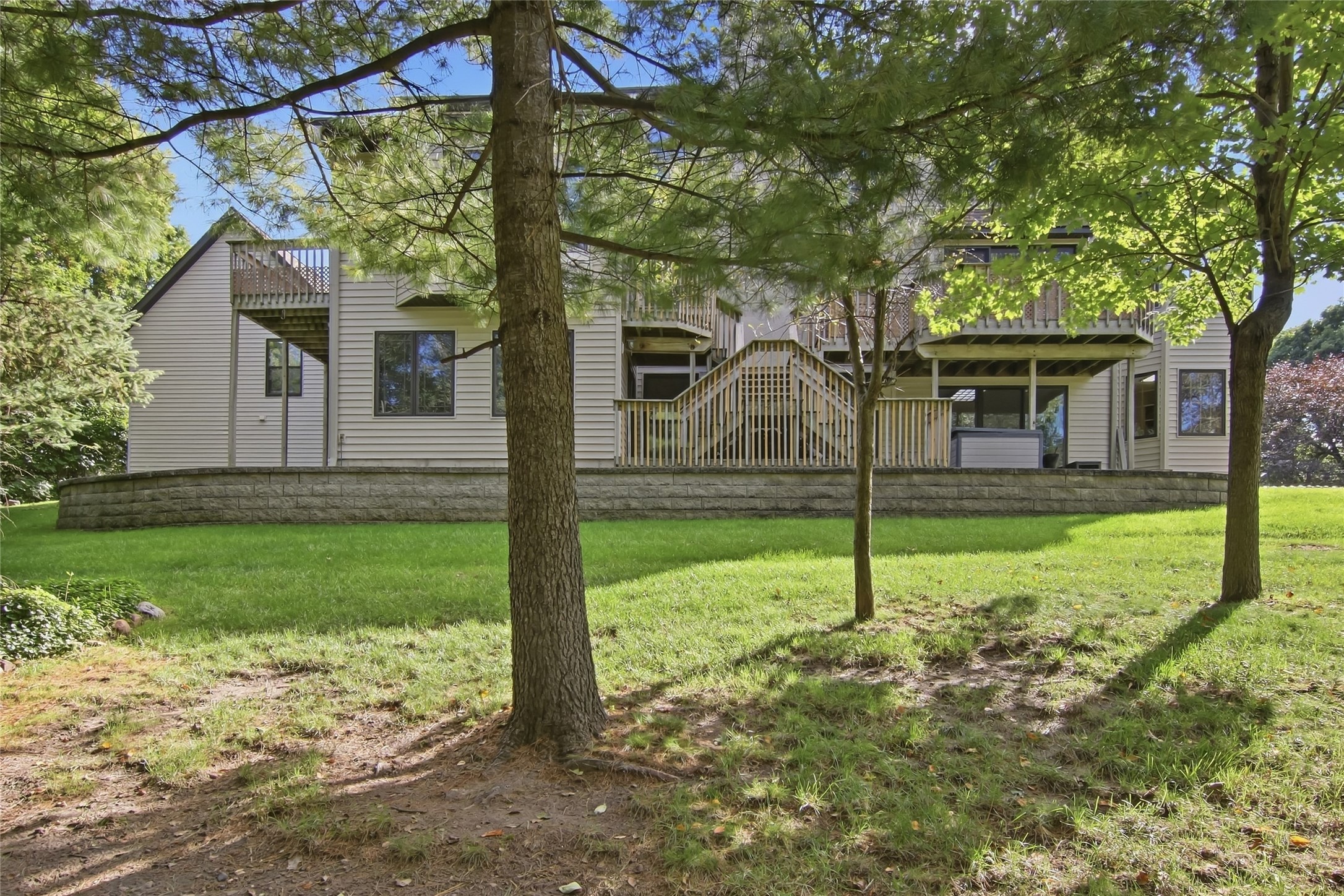 3920 Woodcrest Court Property Photo 52