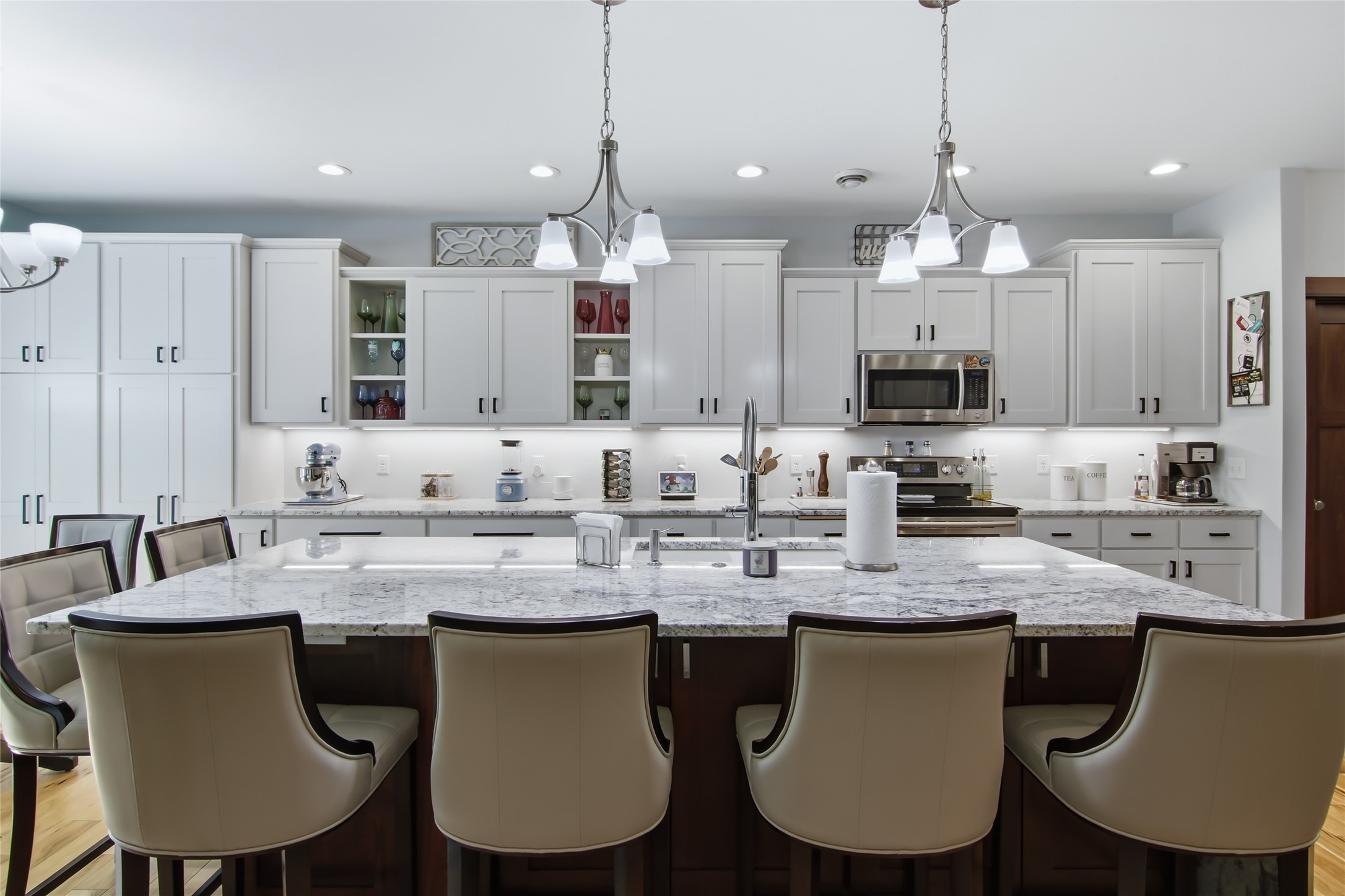 1134 Timber Path Property Photo 4