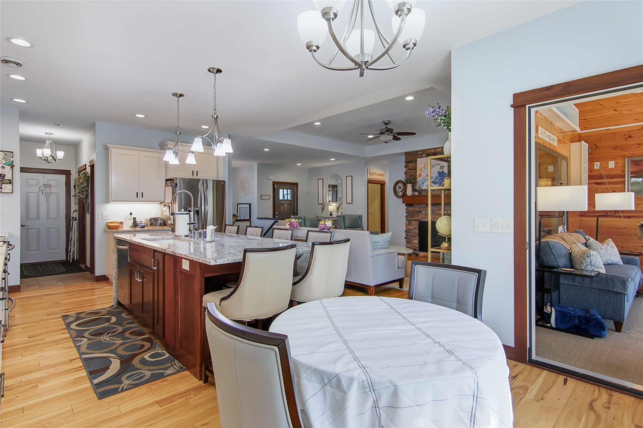 1134 Timber Path Property Photo 9