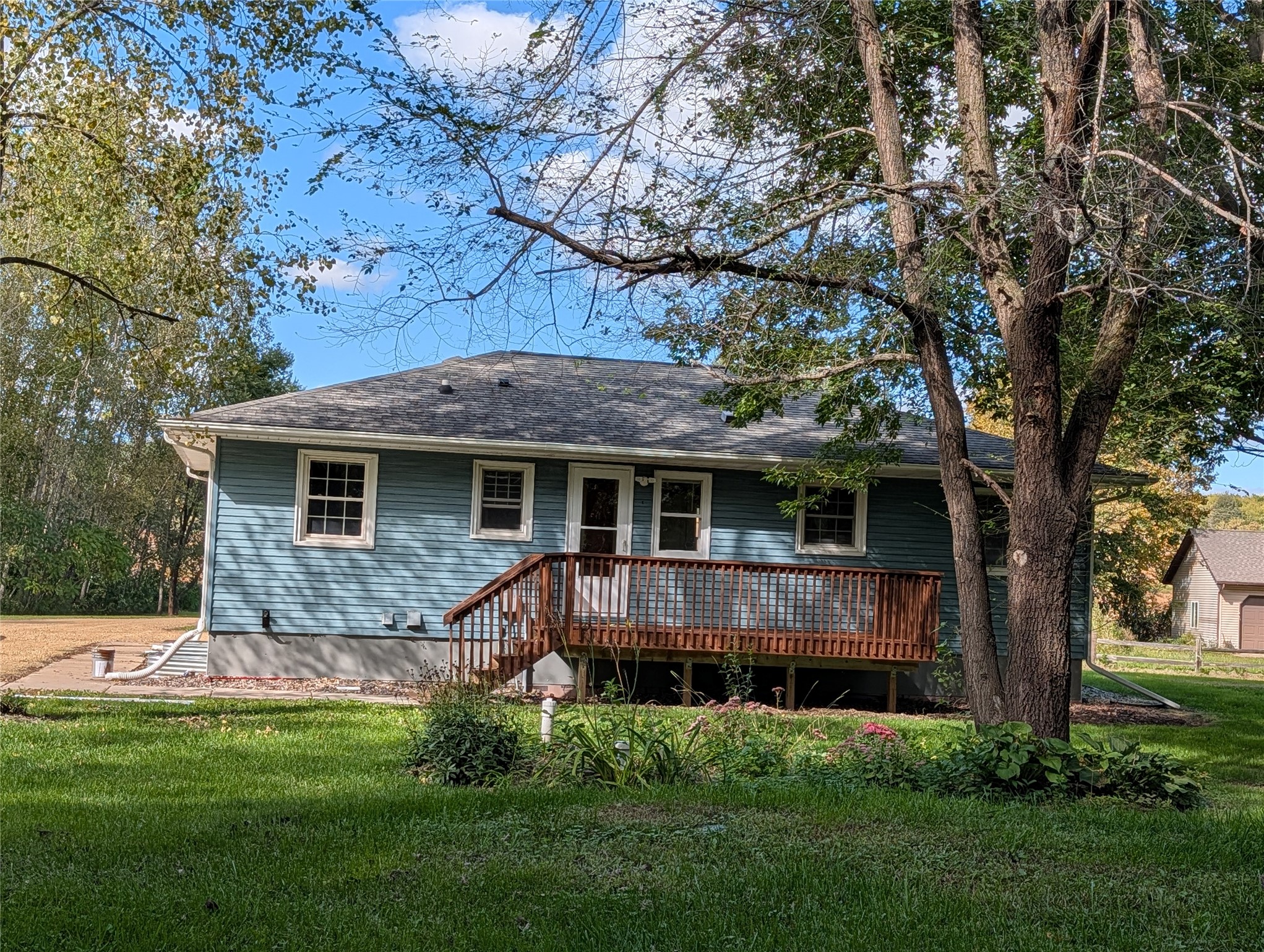 5060 E County Road Bb Property Photo 2
