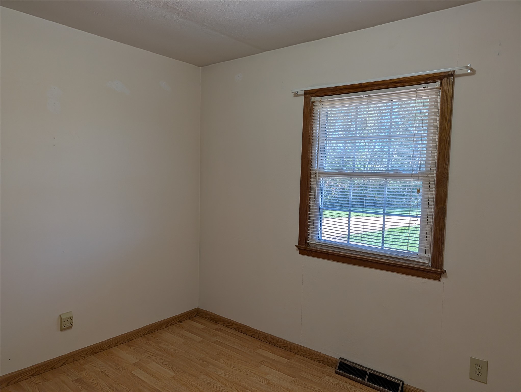 5060 E County Road Bb Property Photo 19