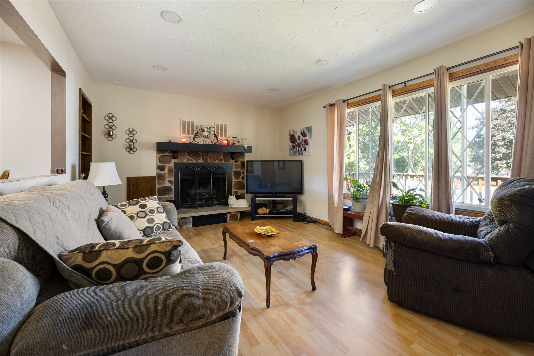 41 W 18th Street Property Photo 8