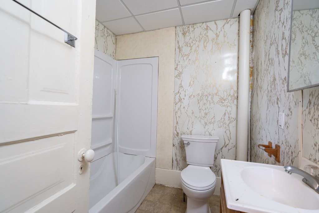 1820 Bellinger St 1/2 Property Photo 20