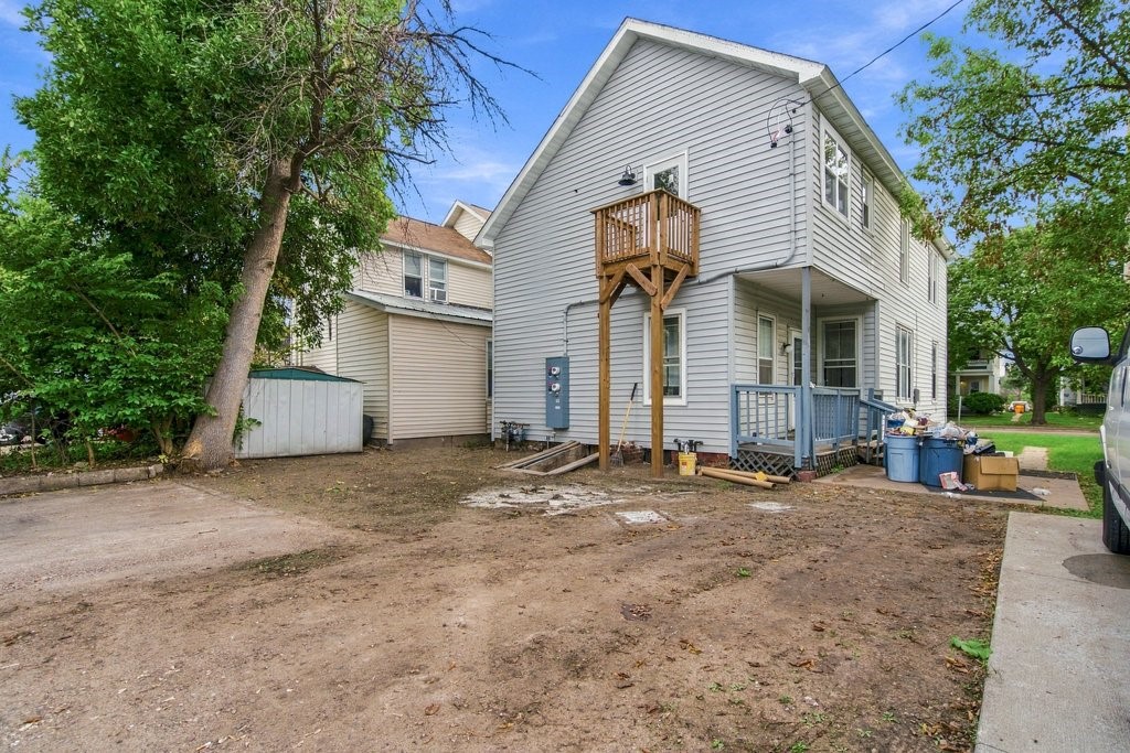 1820 Bellinger St 1/2 Property Photo 25