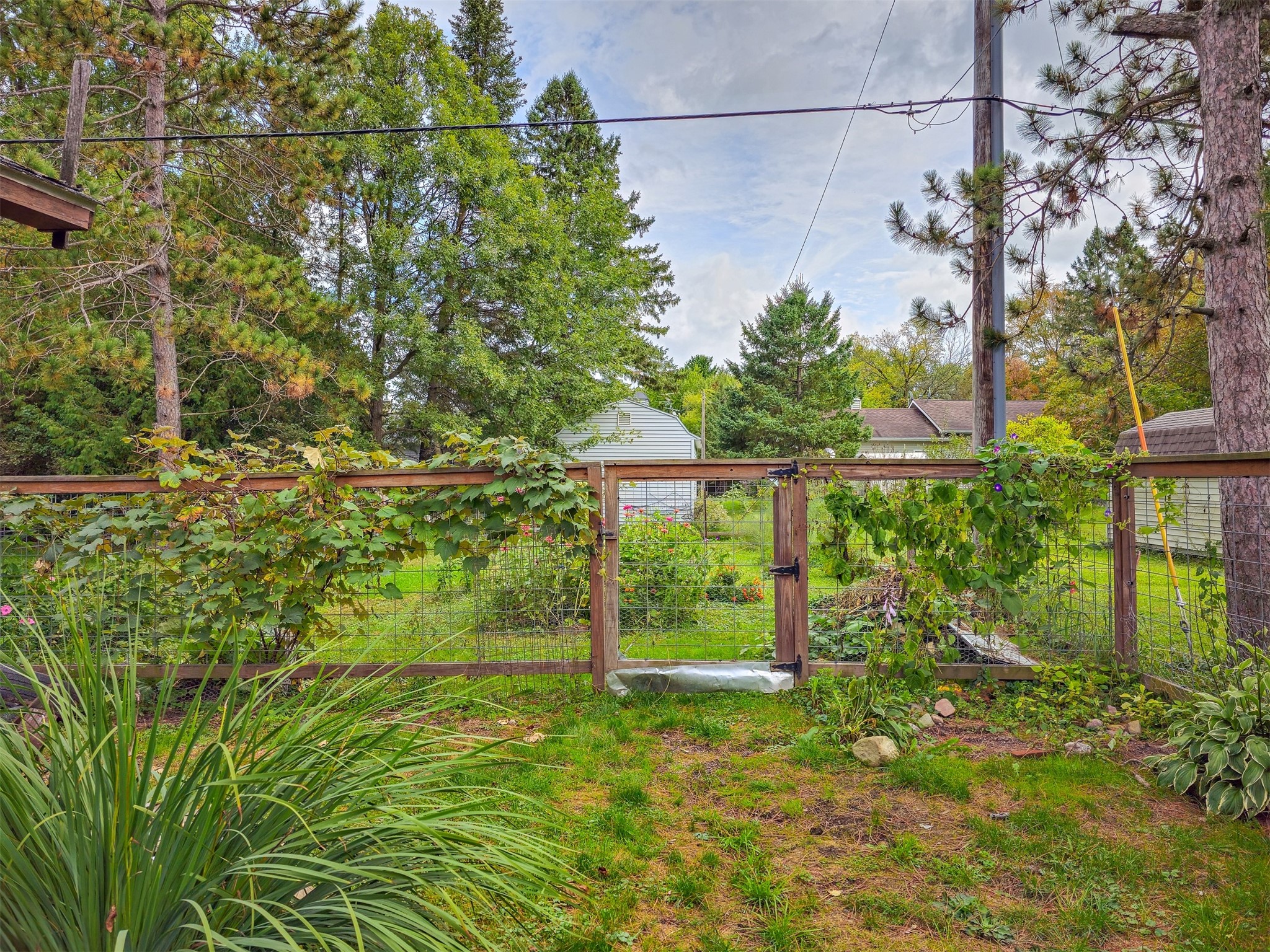324 S Main Street Property Photo 7