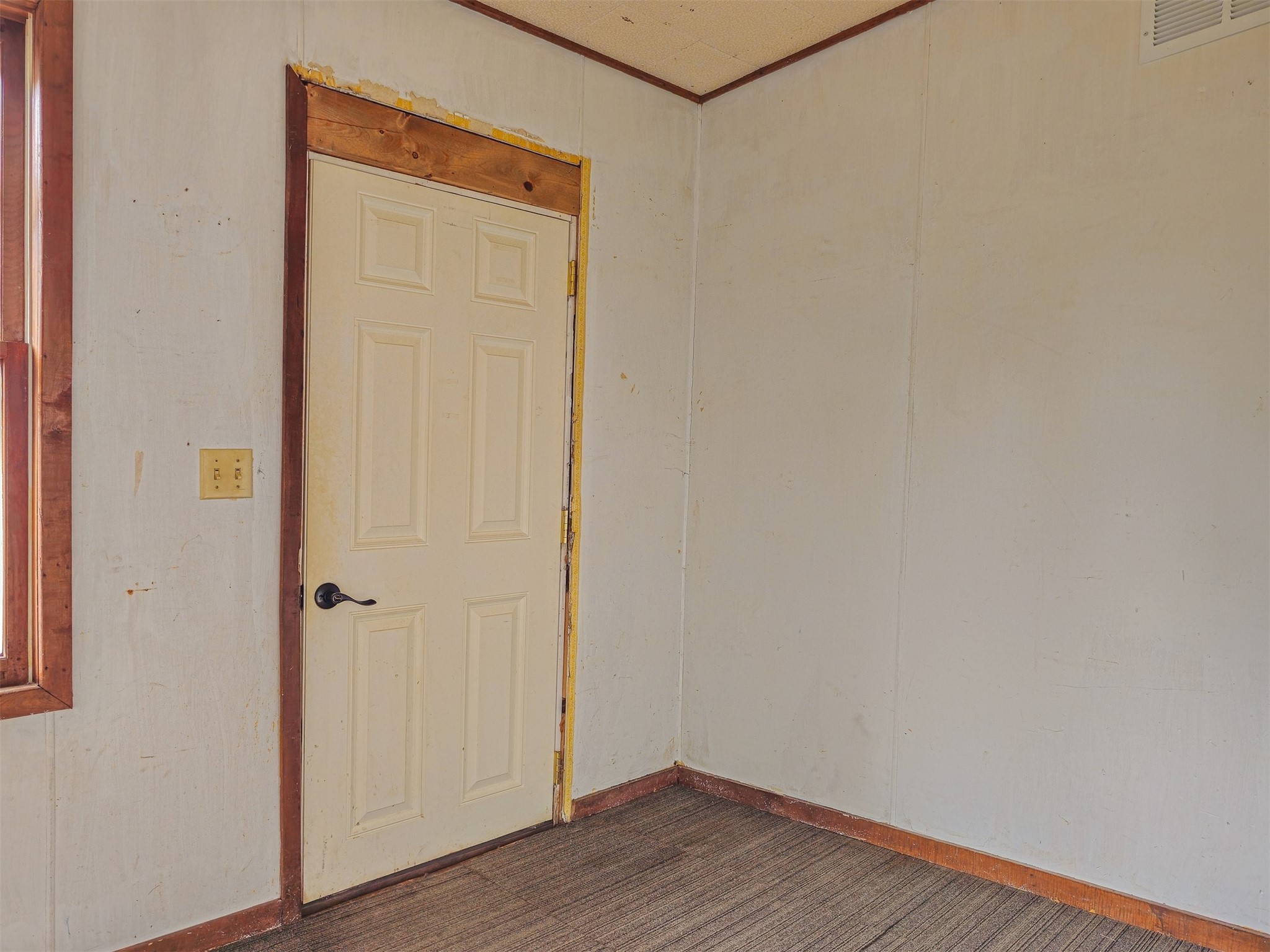 324 S Main Street Property Photo 13