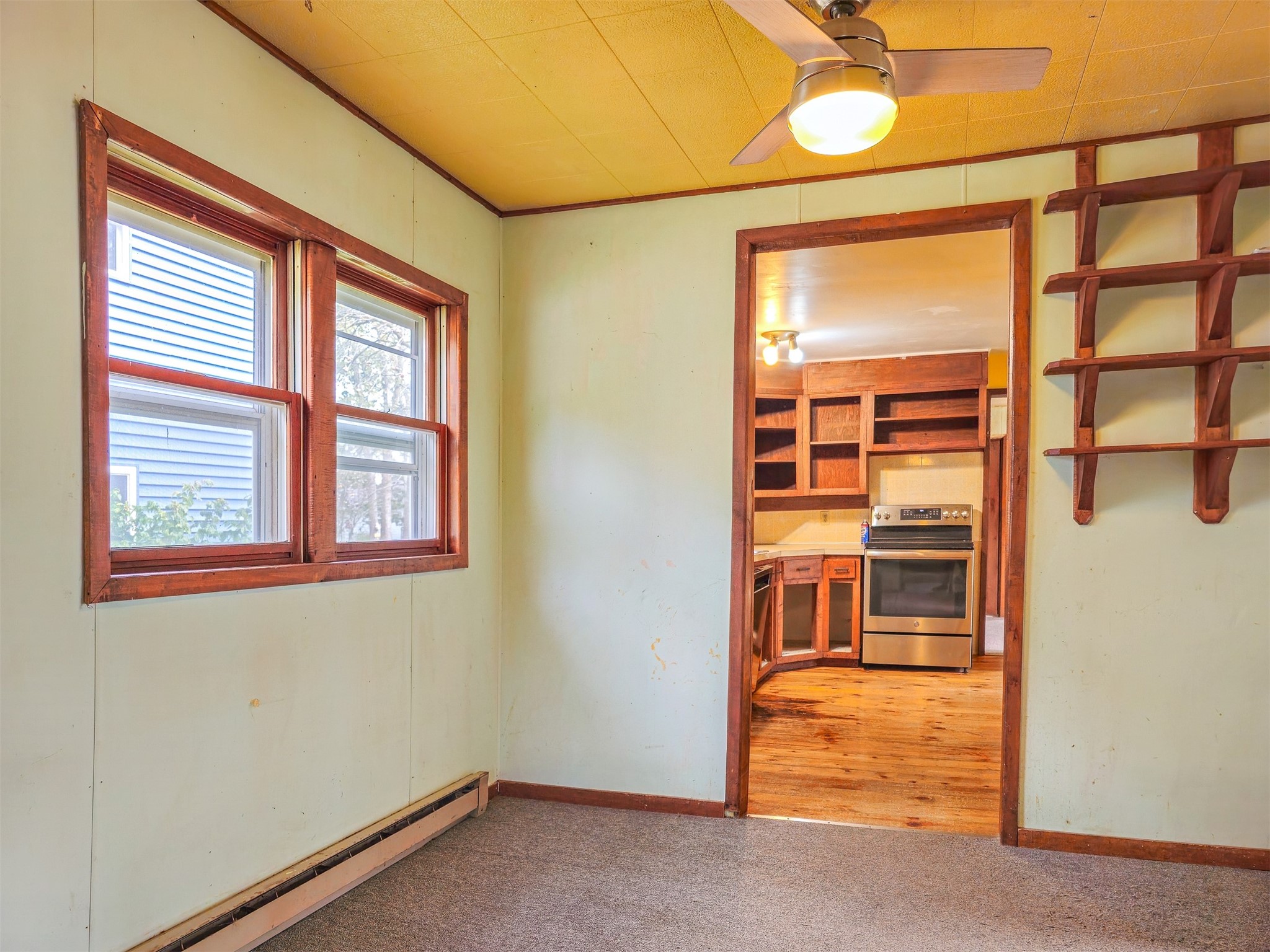 324 S Main Street Property Photo 15