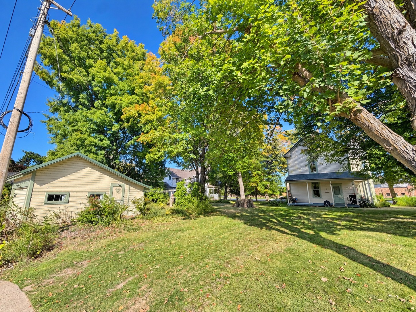 1545 2nd Avenue Property Photo 6