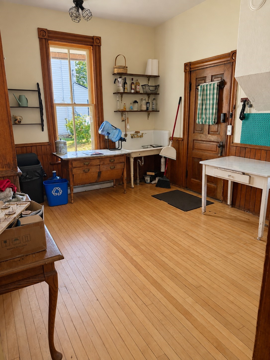 1545 2nd Avenue Property Photo 7