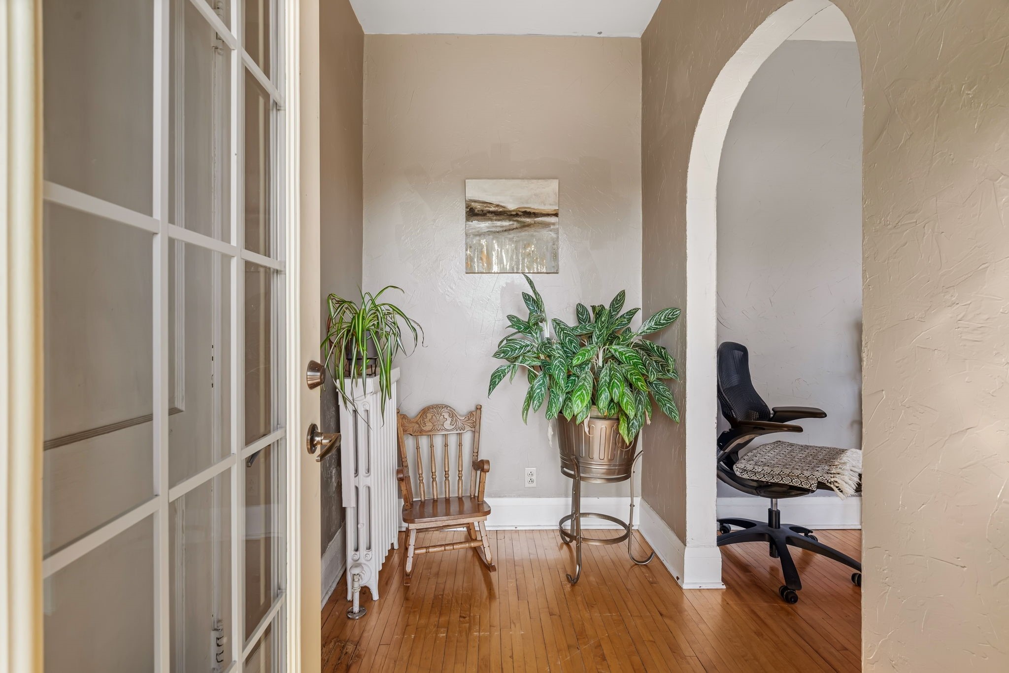 105 6th Avenue Property Photo 5