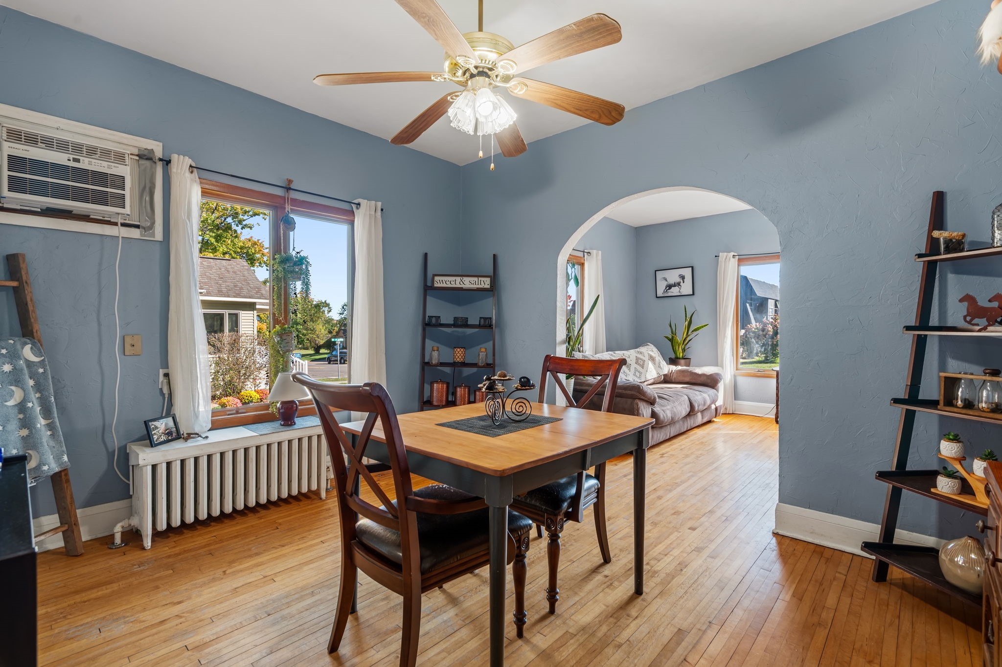 105 6th Avenue Property Photo 10