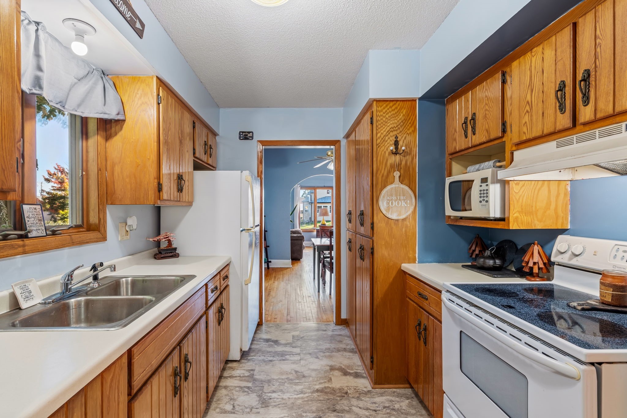 105 6th Avenue Property Photo 13