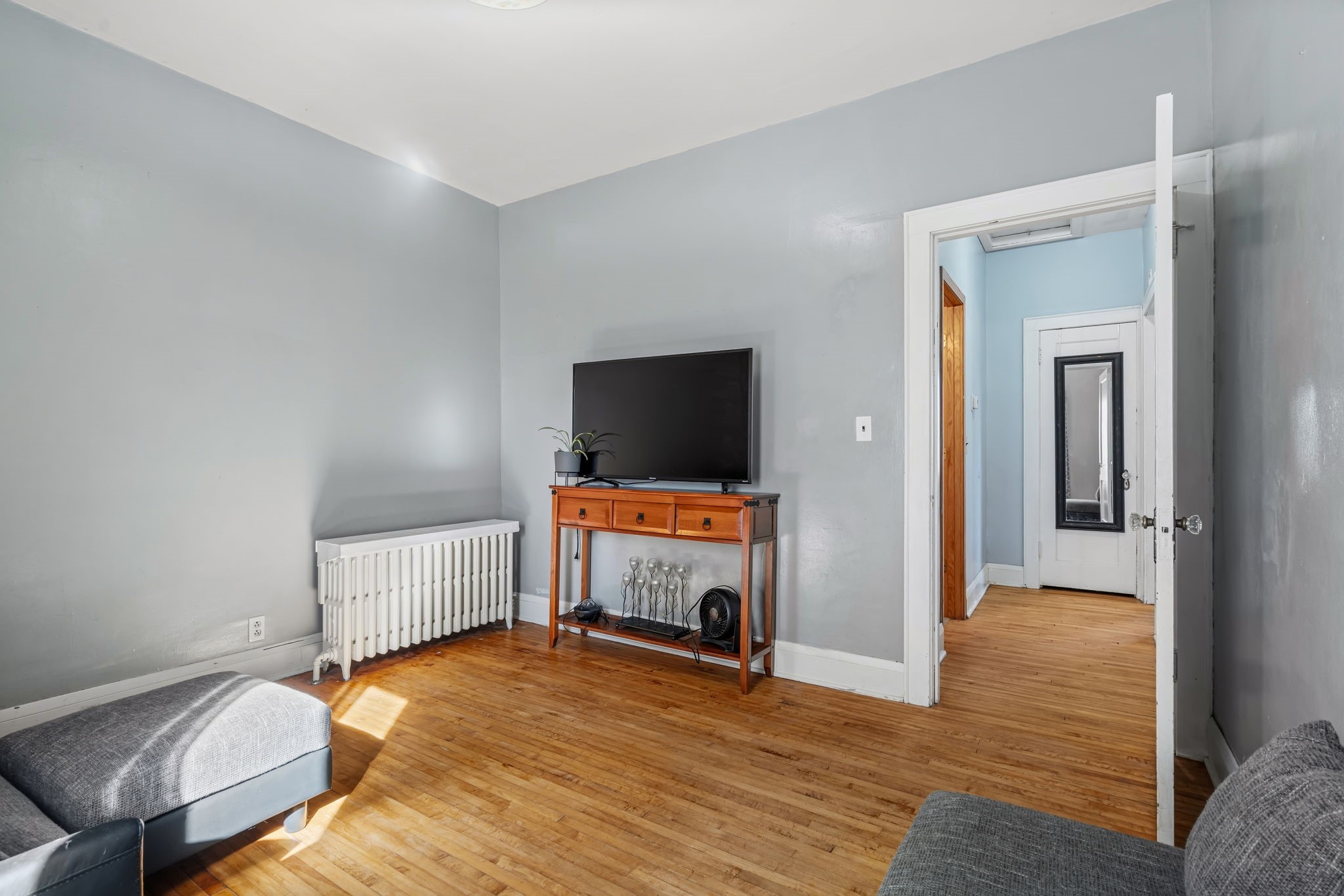105 6th Avenue Property Photo 18