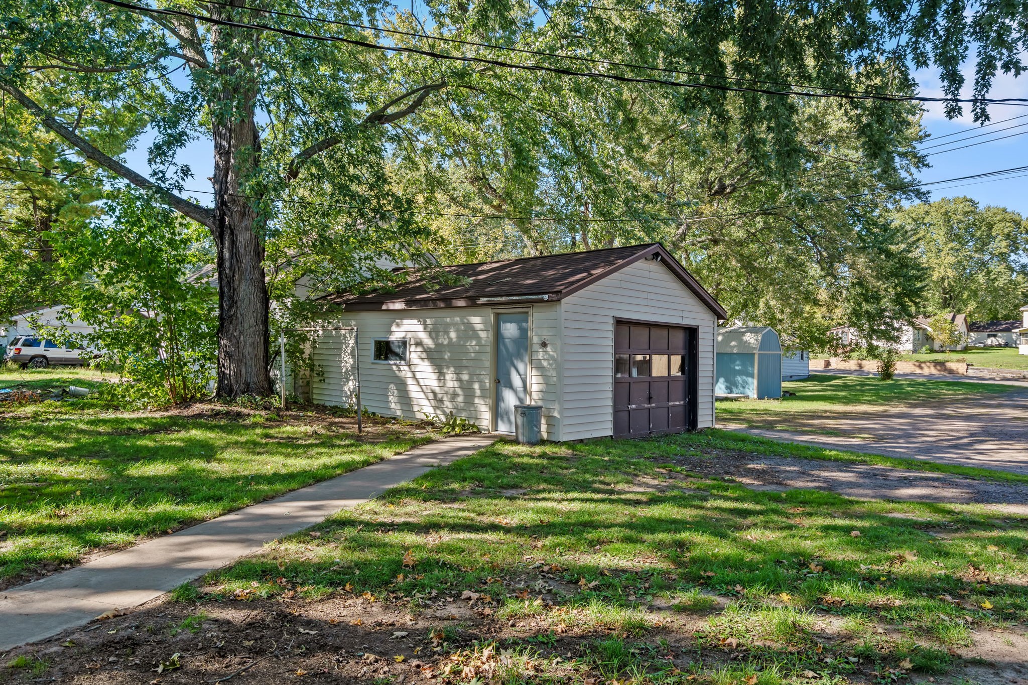 105 6th Avenue Property Photo 28