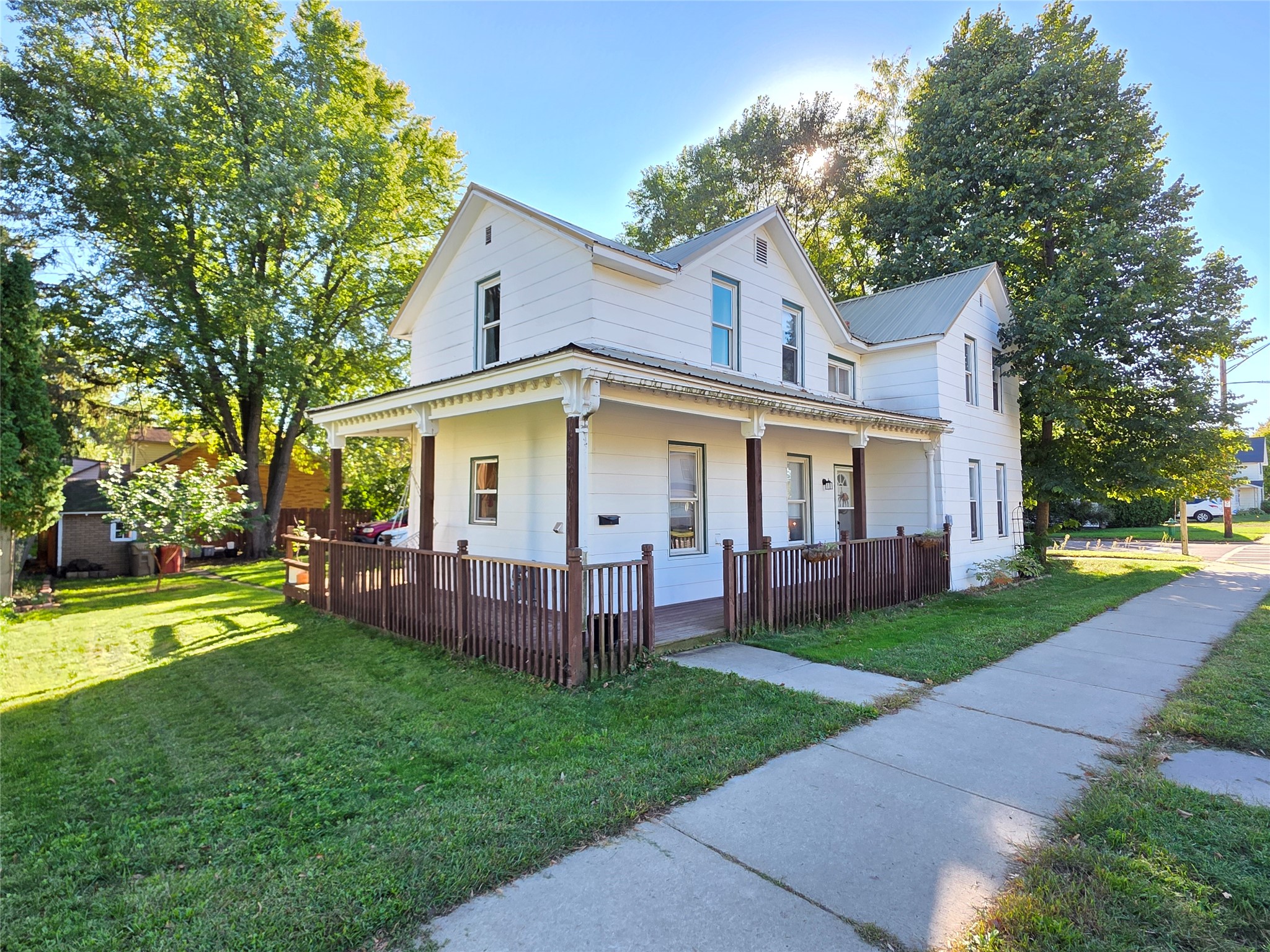 465 W Spruce Street Property Photo 2