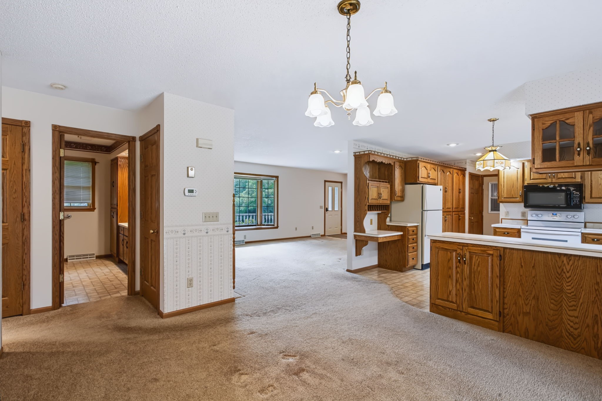 215 Division Street Property Photo 19