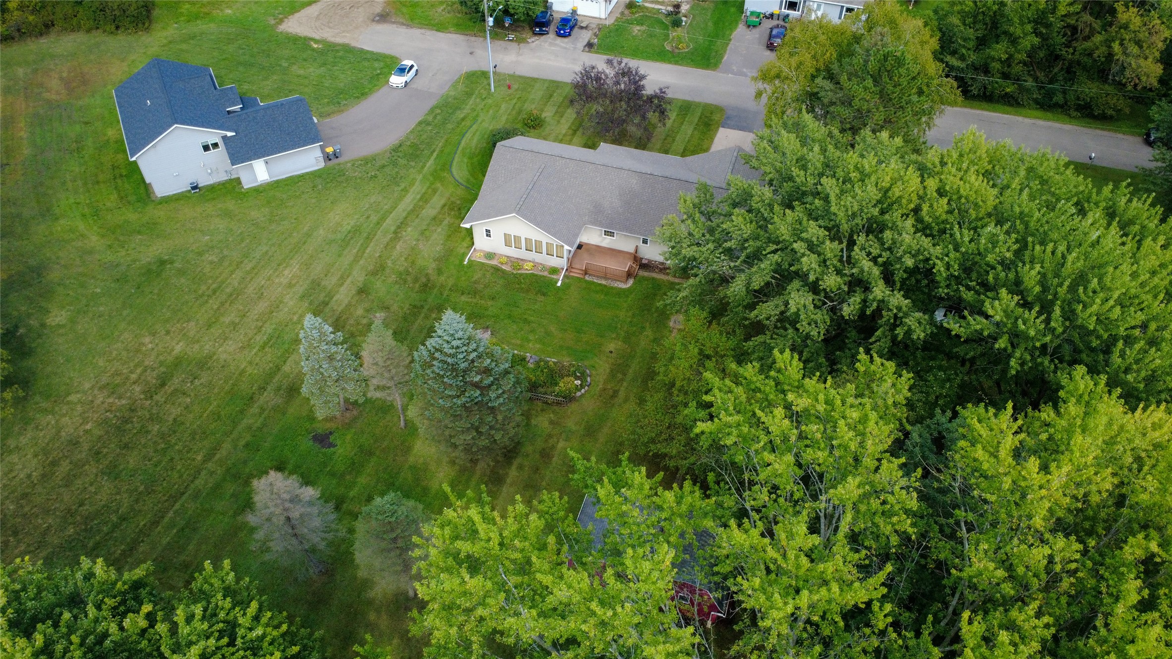 215 Division Street Property Photo 57