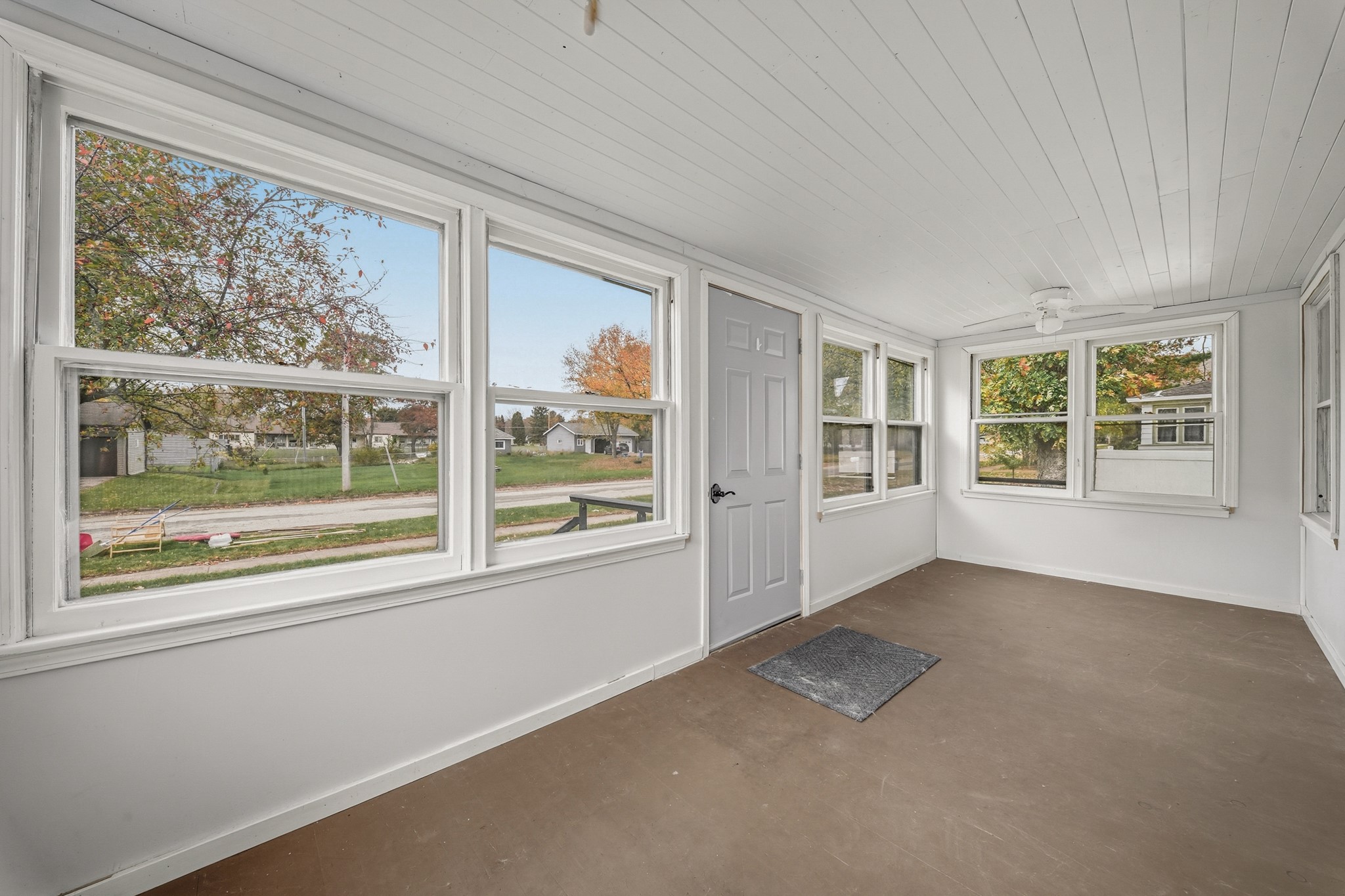 50768 Caroline Street Property Photo 11