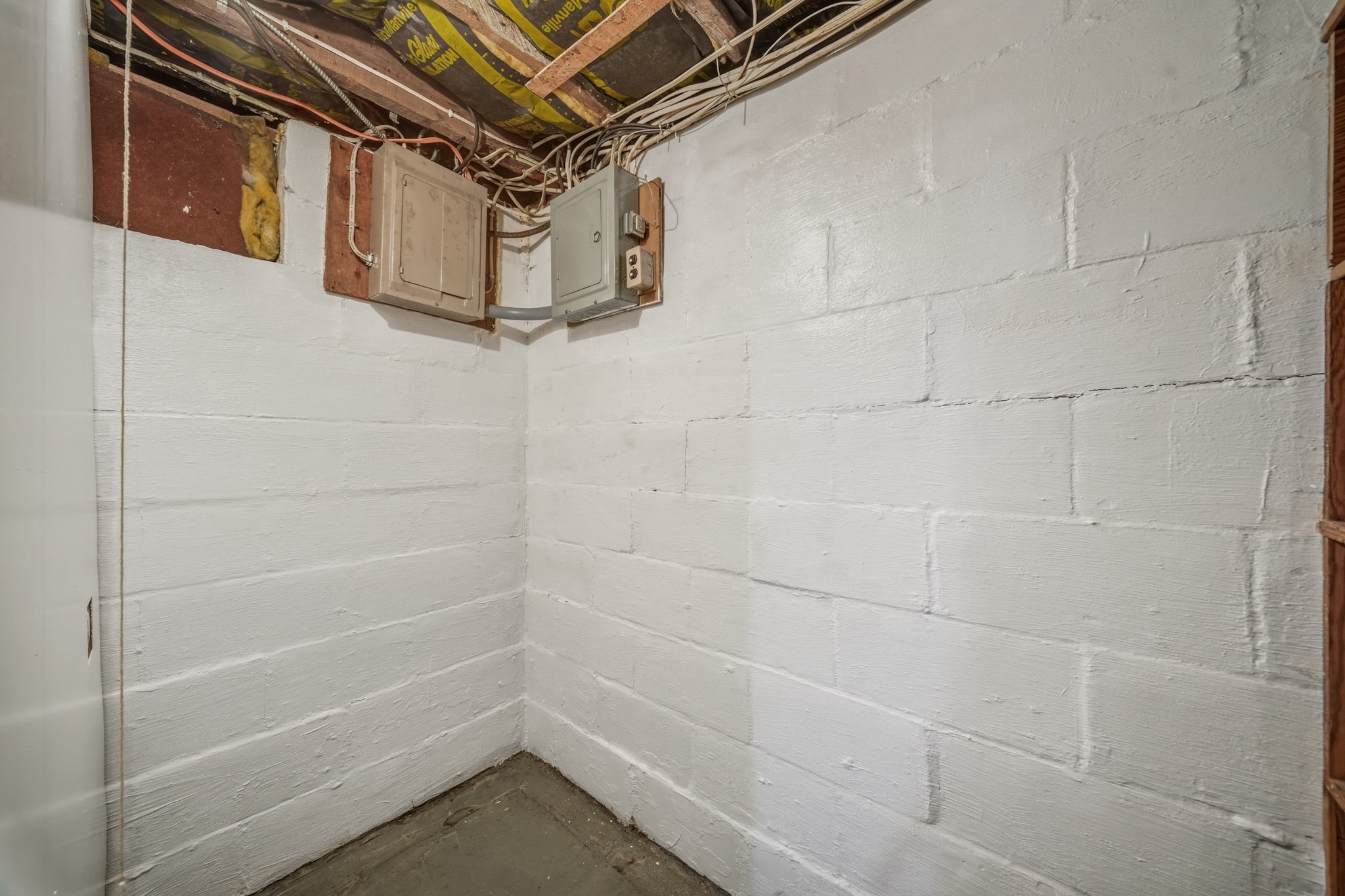 50768 Caroline Street Property Photo 33