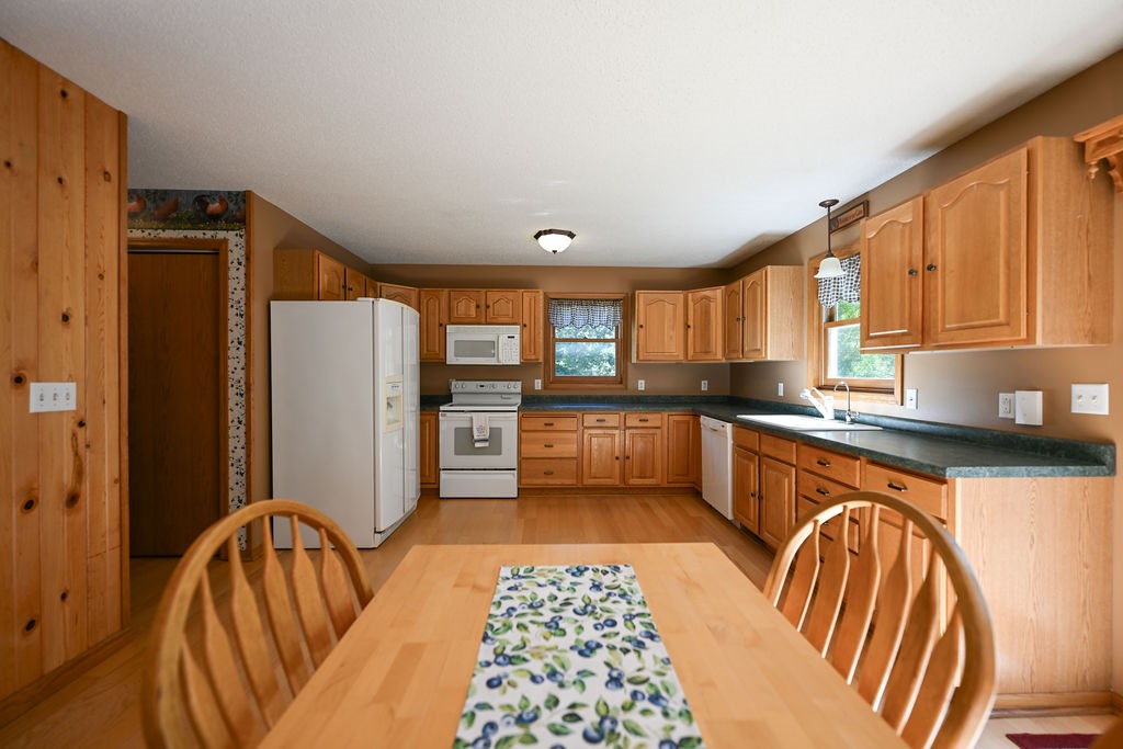 11485 Pine Lake Road Property Photo 21