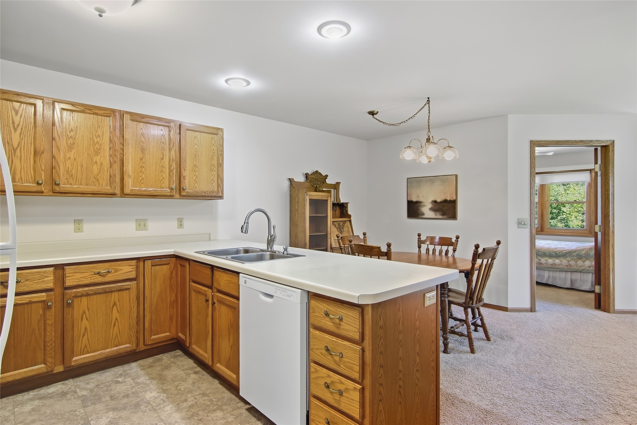 3529 Lever Street Property Photo 5