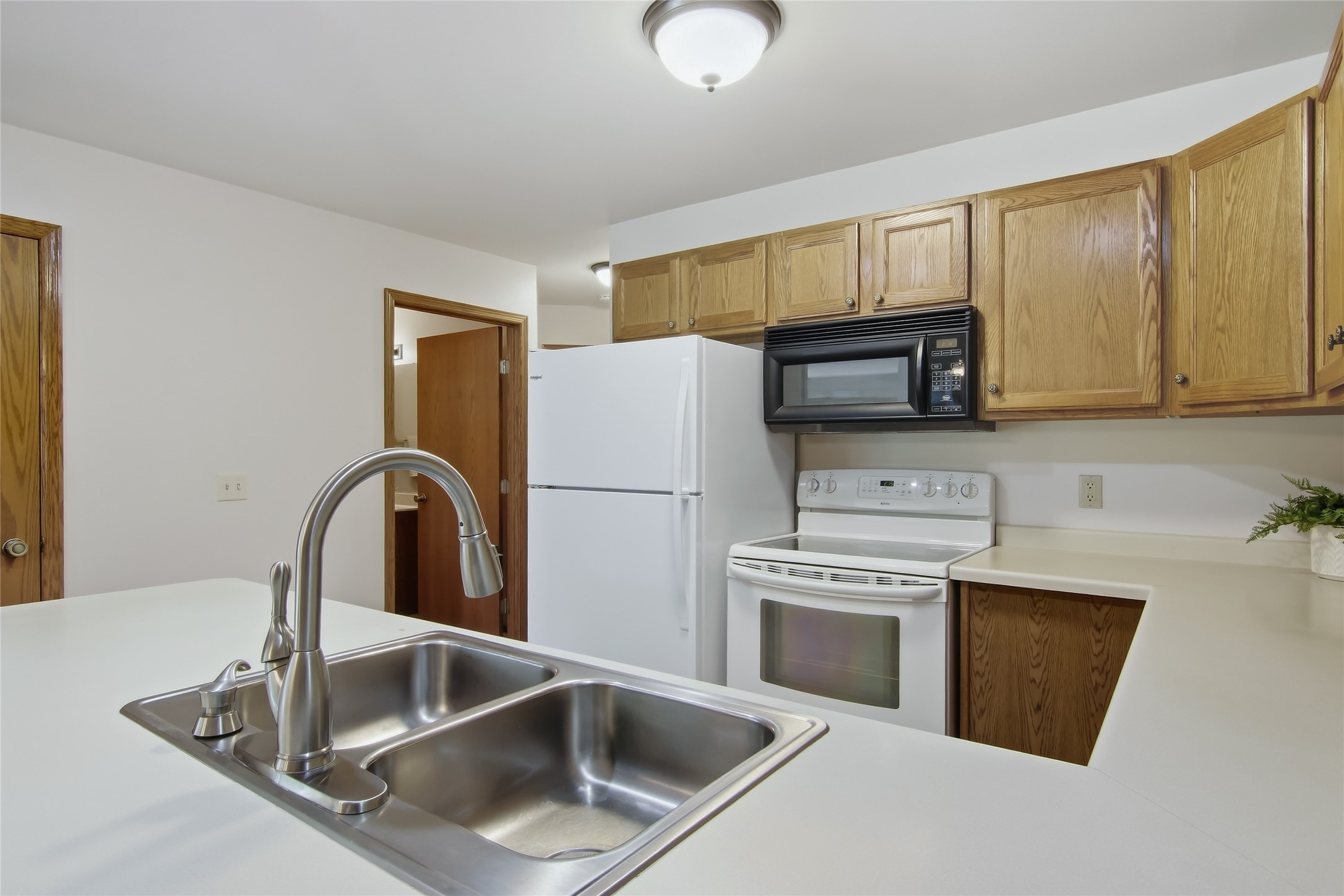 3529 Lever Street Property Photo 7