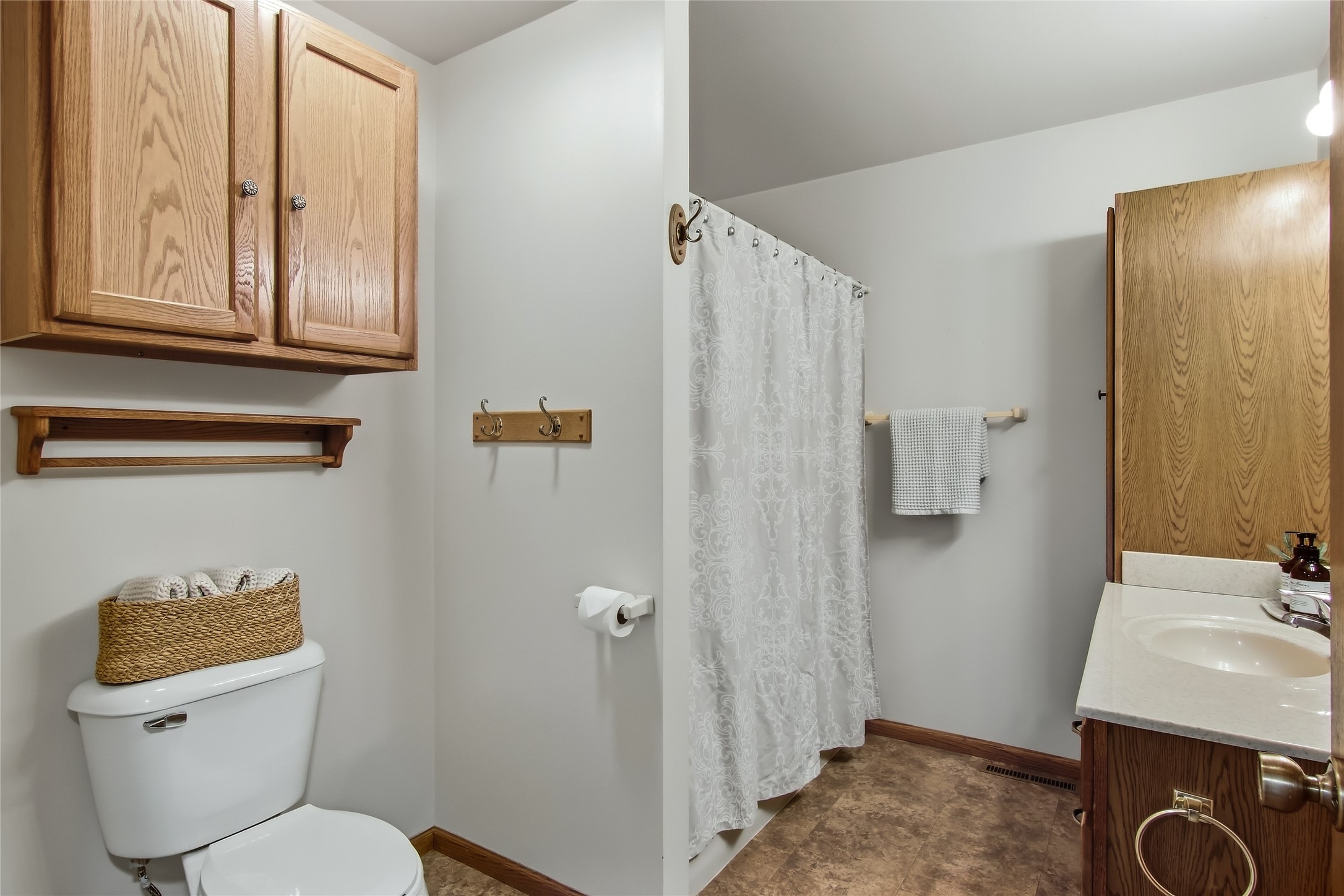 3529 Lever Street Property Photo 14